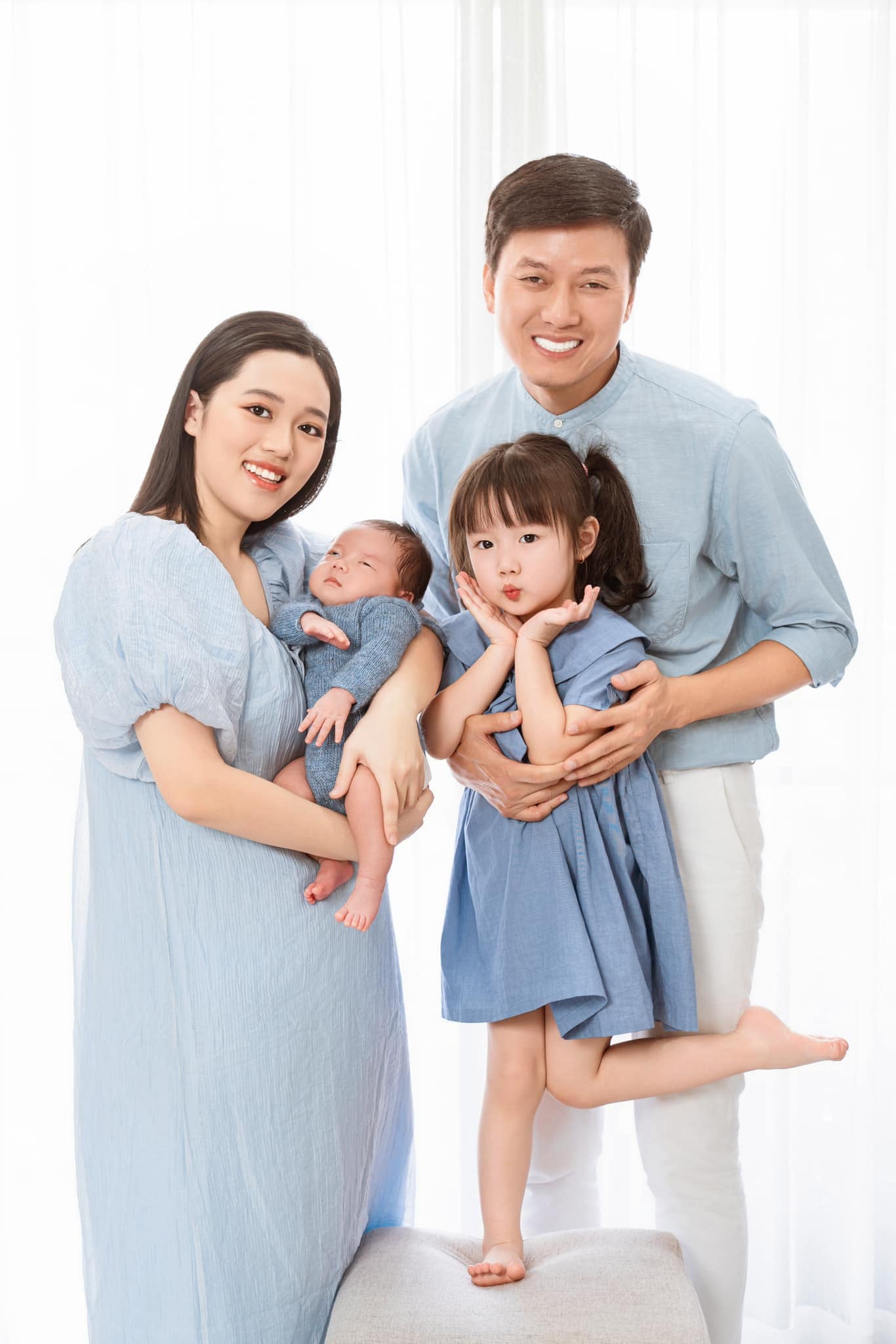 Lý do vợ kém 16 tuổi đóng phim mới của Quách Ngọc Tuyên - Ảnh 3.