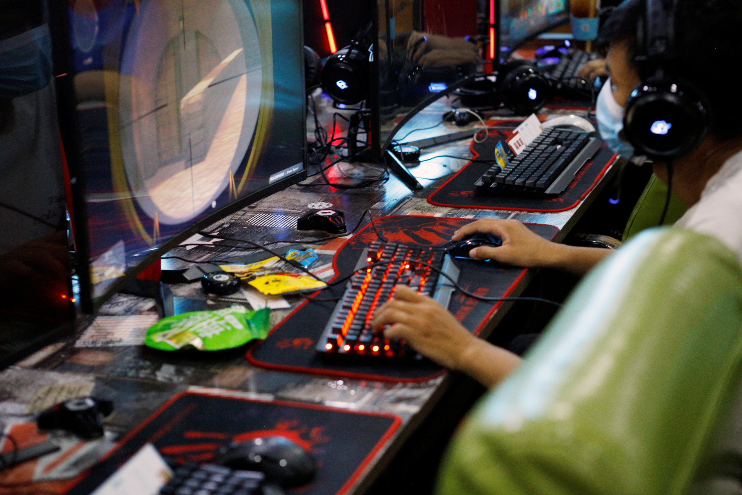 Vấn nạn nghiện game ở Việt Nam: ranh giới giữa giải trí và phụ thuộc - Ảnh 1.