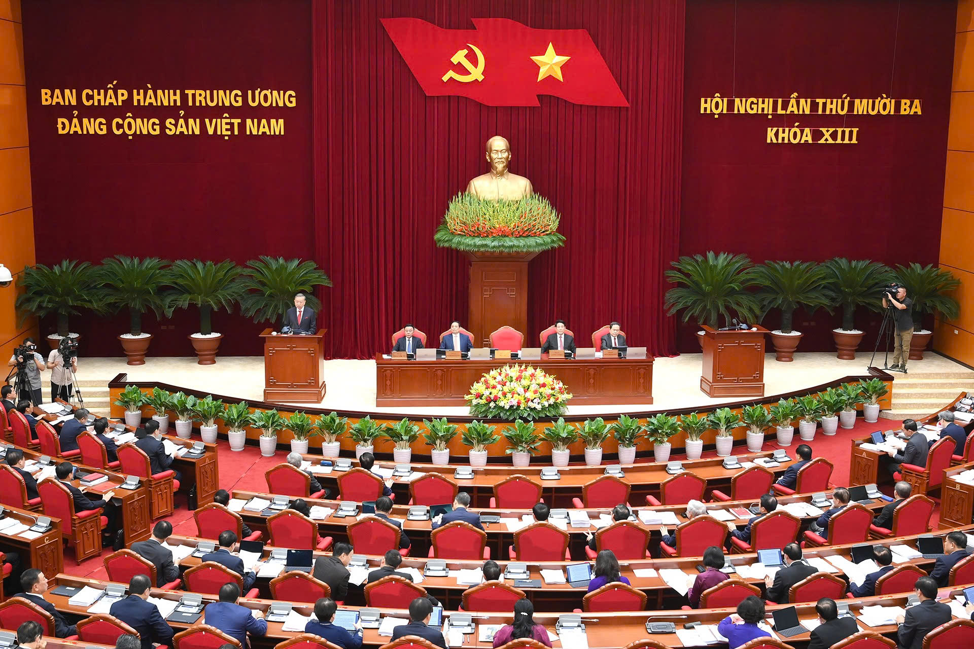 Trung ương Đảng thảo luận quy chế bầu c…