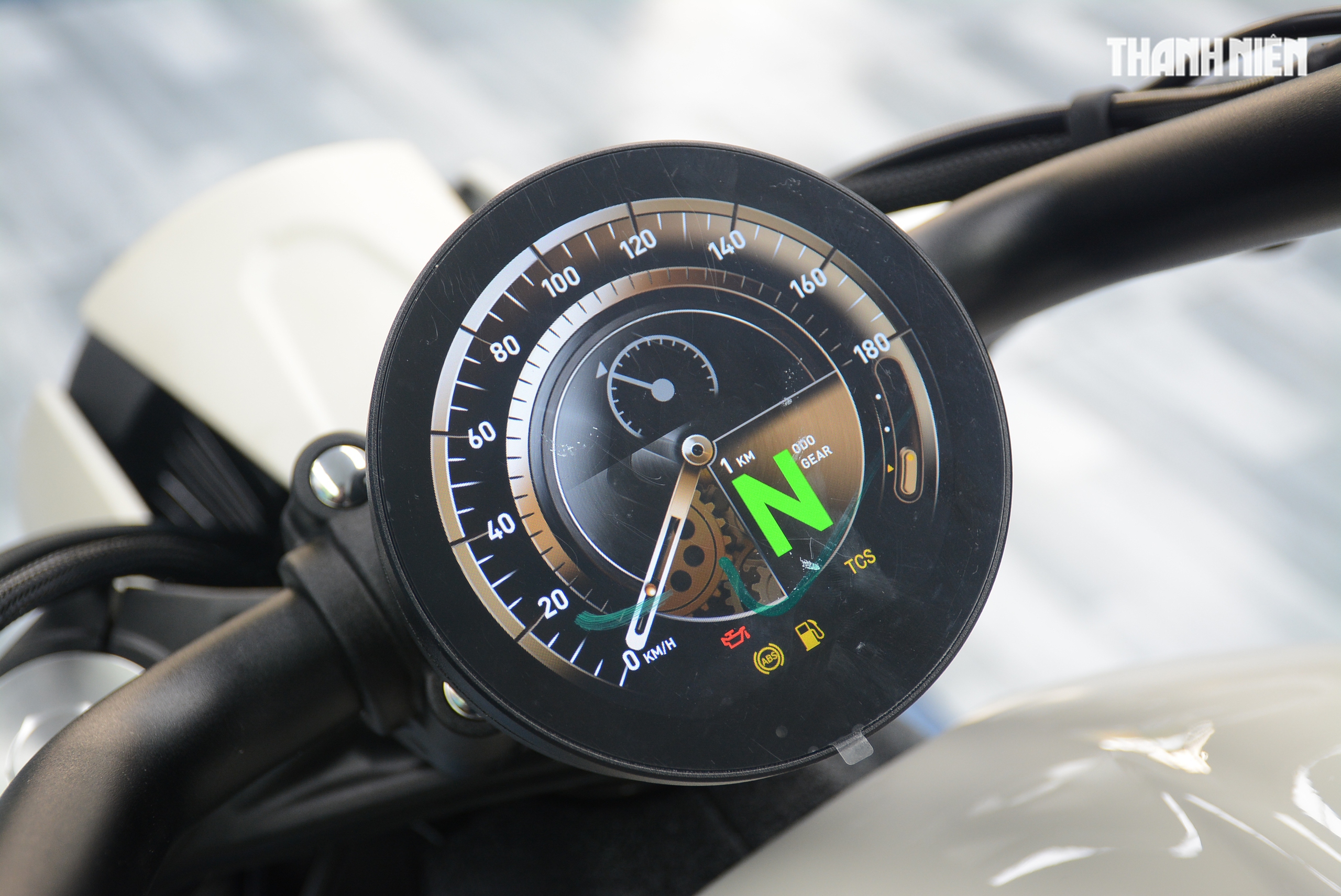 M&ocirc; t&ocirc; đậm chất chơi Benda Dark Flag 500 Commander về Việt Nam, trang bị phuộc hơi - Ảnh 5.