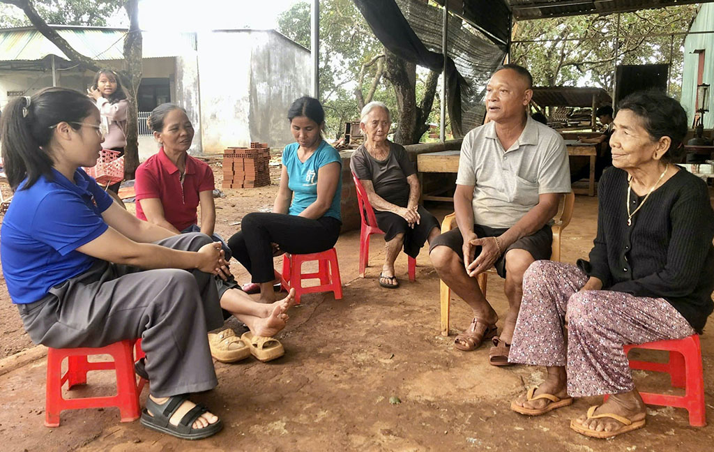 Già làng Ksor Thôn giữ lửa đổi mới và phát triển nơi biên cương Ia O - Ảnh 1.