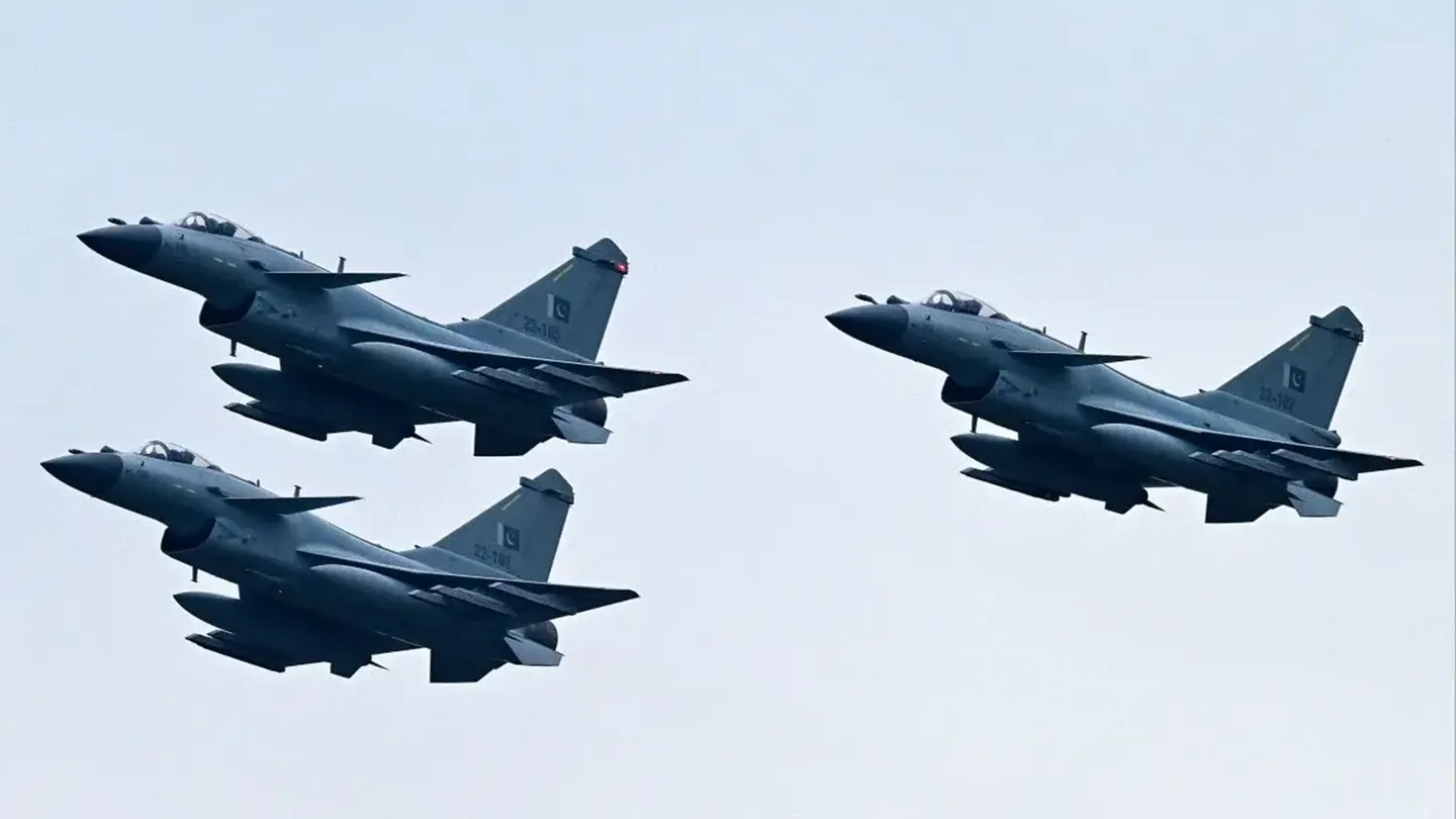 Pakistan ca ngợi vũ khí Trung Quốc  - Ảnh 1.