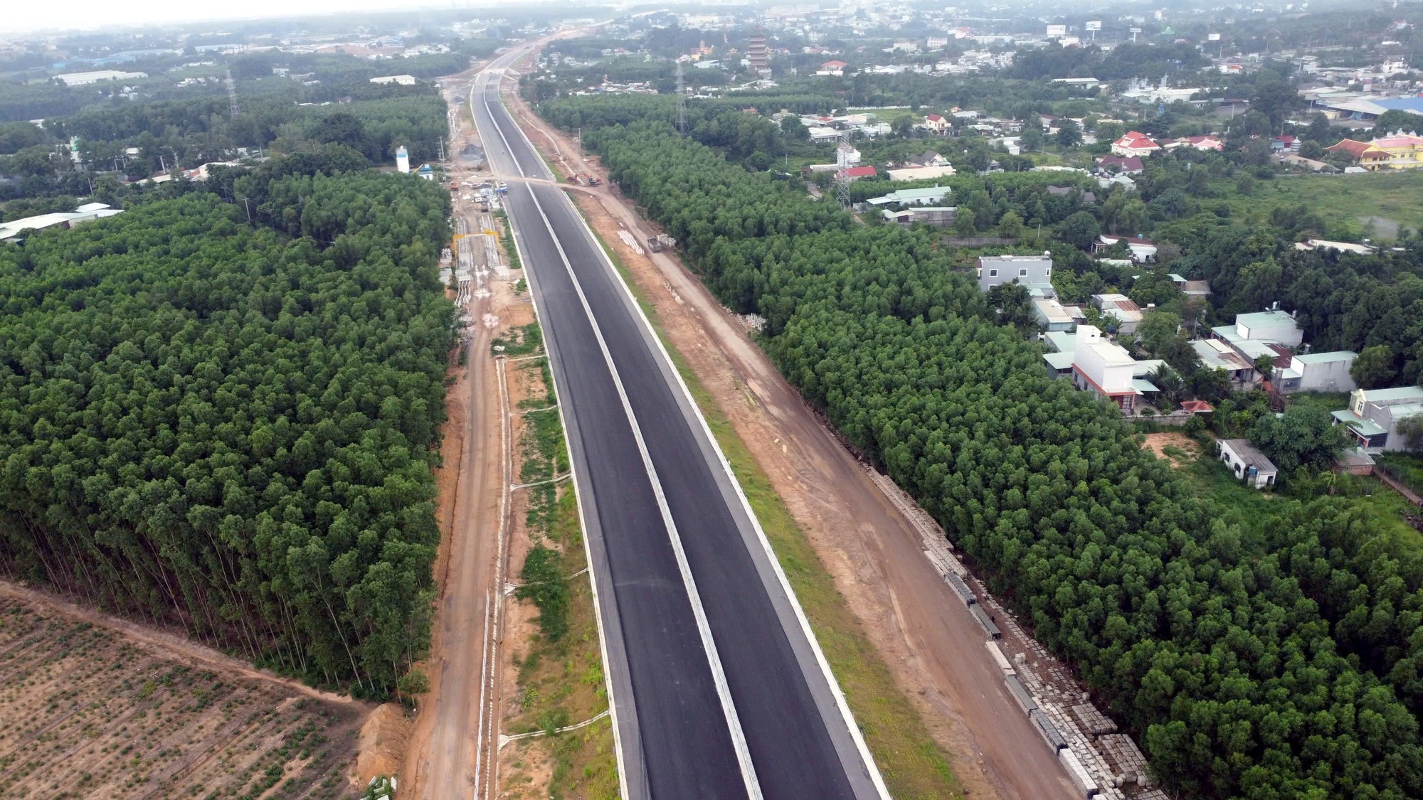 Loạt dự án trọng điểm tăng tốc về đích- Ảnh 1.