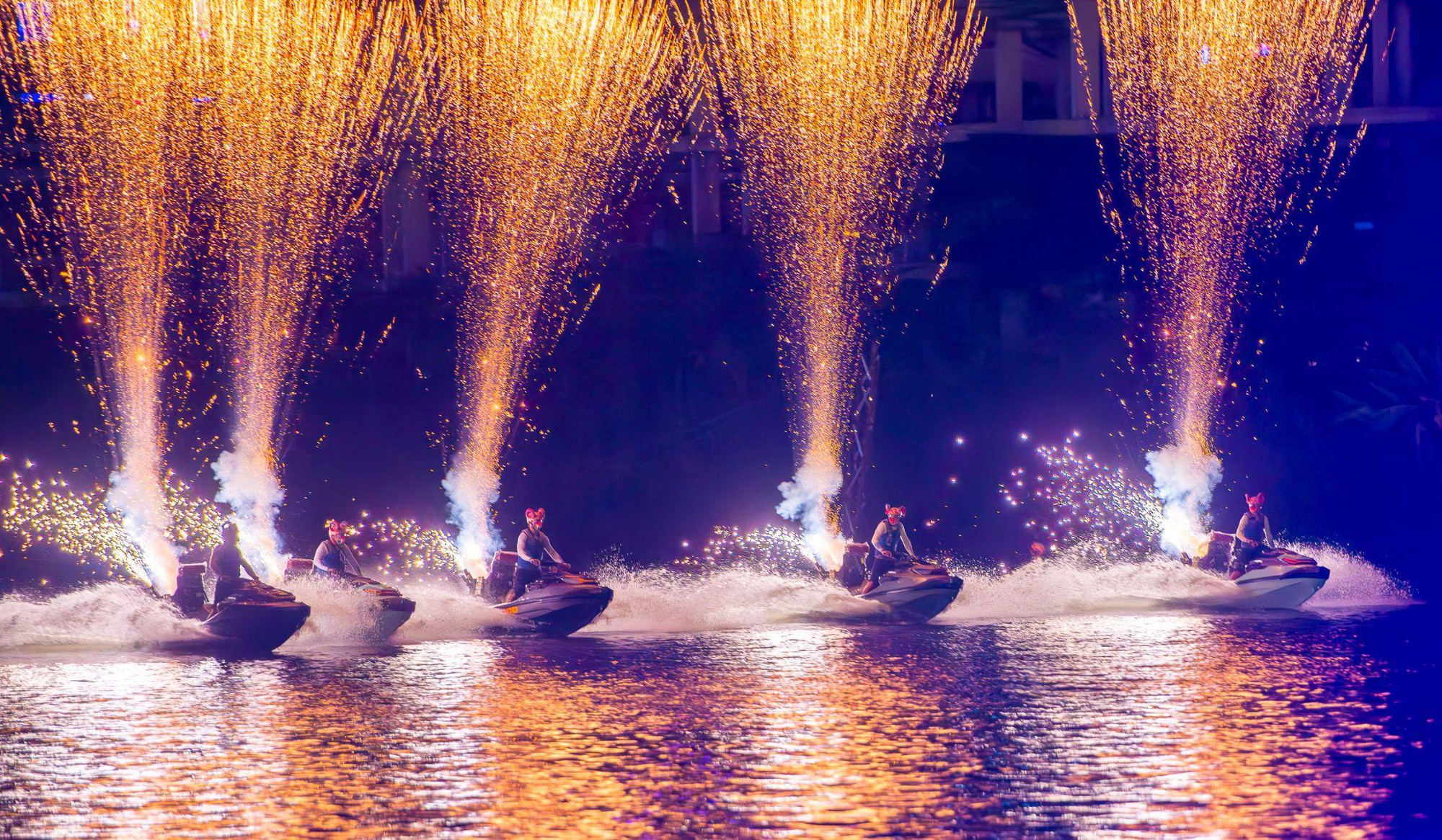 Phú Quốc sắp có show nghệ thuật 'bom tấn', ấn tượng chưa từng có- Ảnh 3. Phú Quốc sắp có show nghệ thuật 'bom tấn', ấn tượng chưa từng có- Ảnh 3.