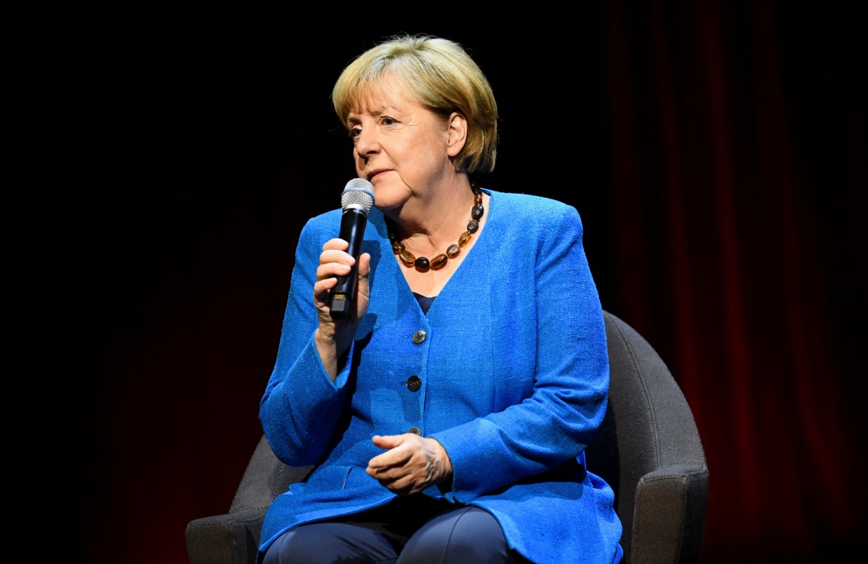 Cựu Thủ tướng Đức Merkel 'tố' Đông Âu gián tiếp gây xung đột Nga - Ukraine? - Ảnh 1.