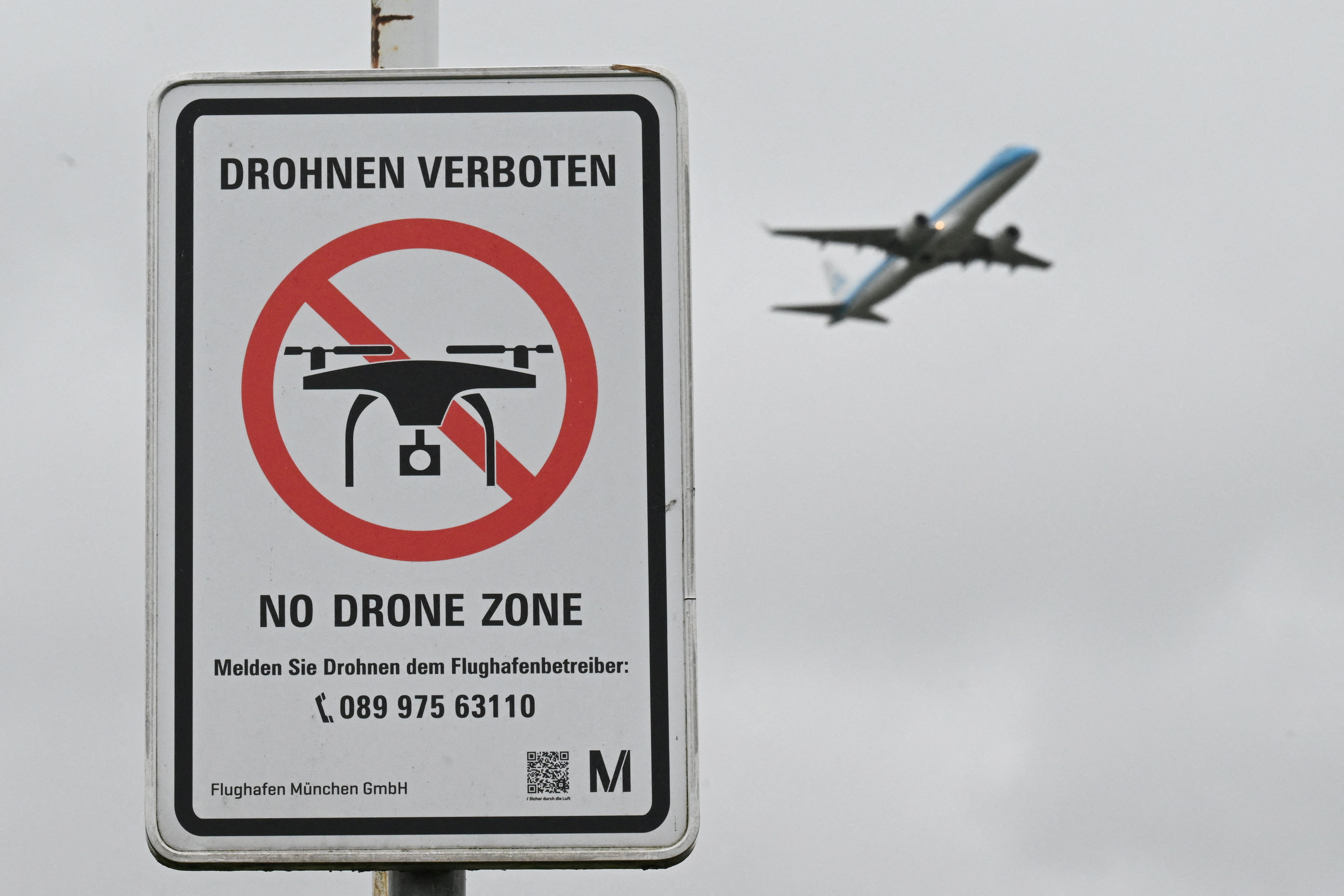 Nội các Đức sửa luật cho phép cảnh sát bắn hạ UAV - Ảnh 1.