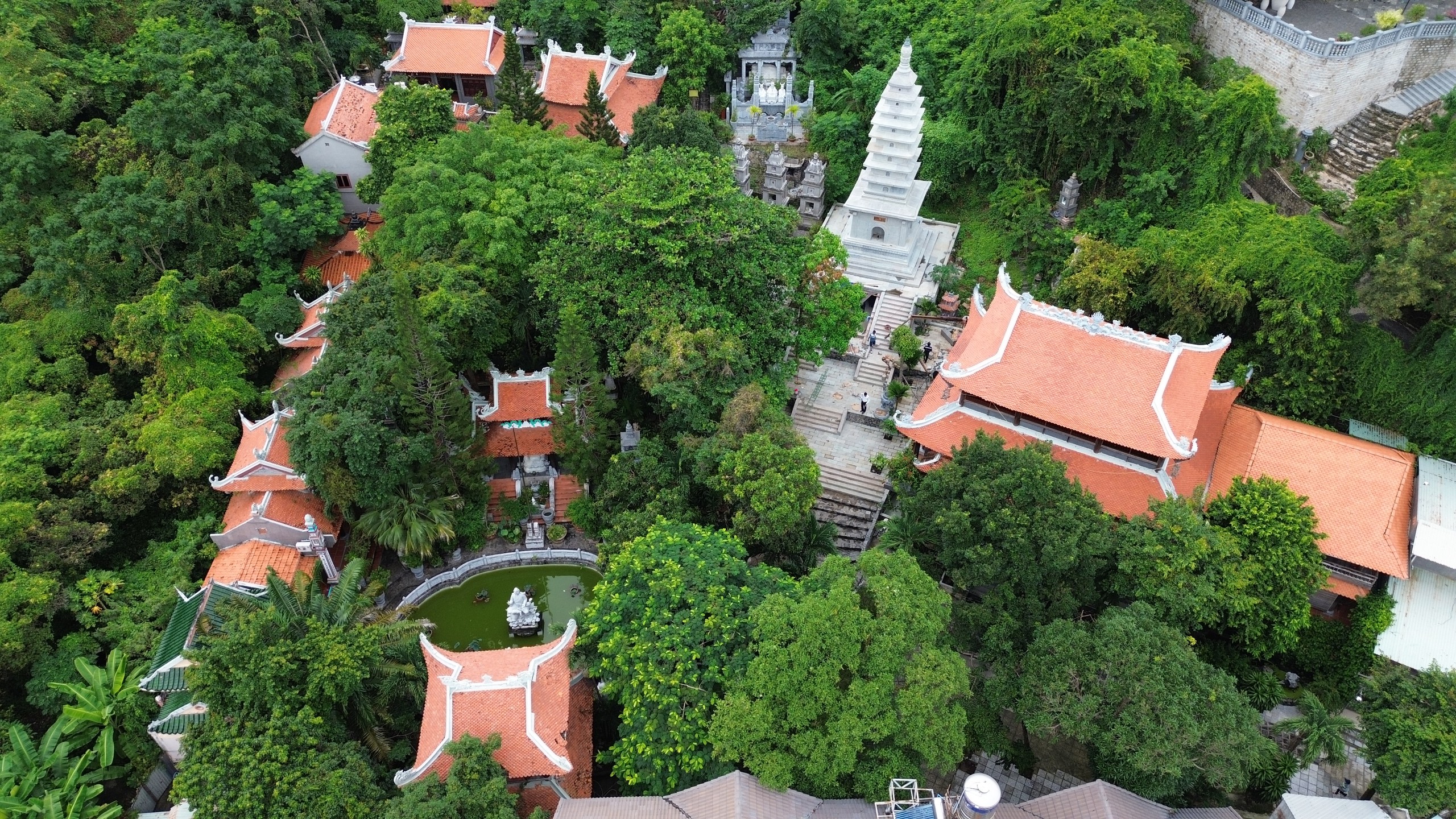 Chùa Linh Phong Thiền Uyển, nơi trưởng lão hòa thượng Thích Trí Tịnh khai sơn
