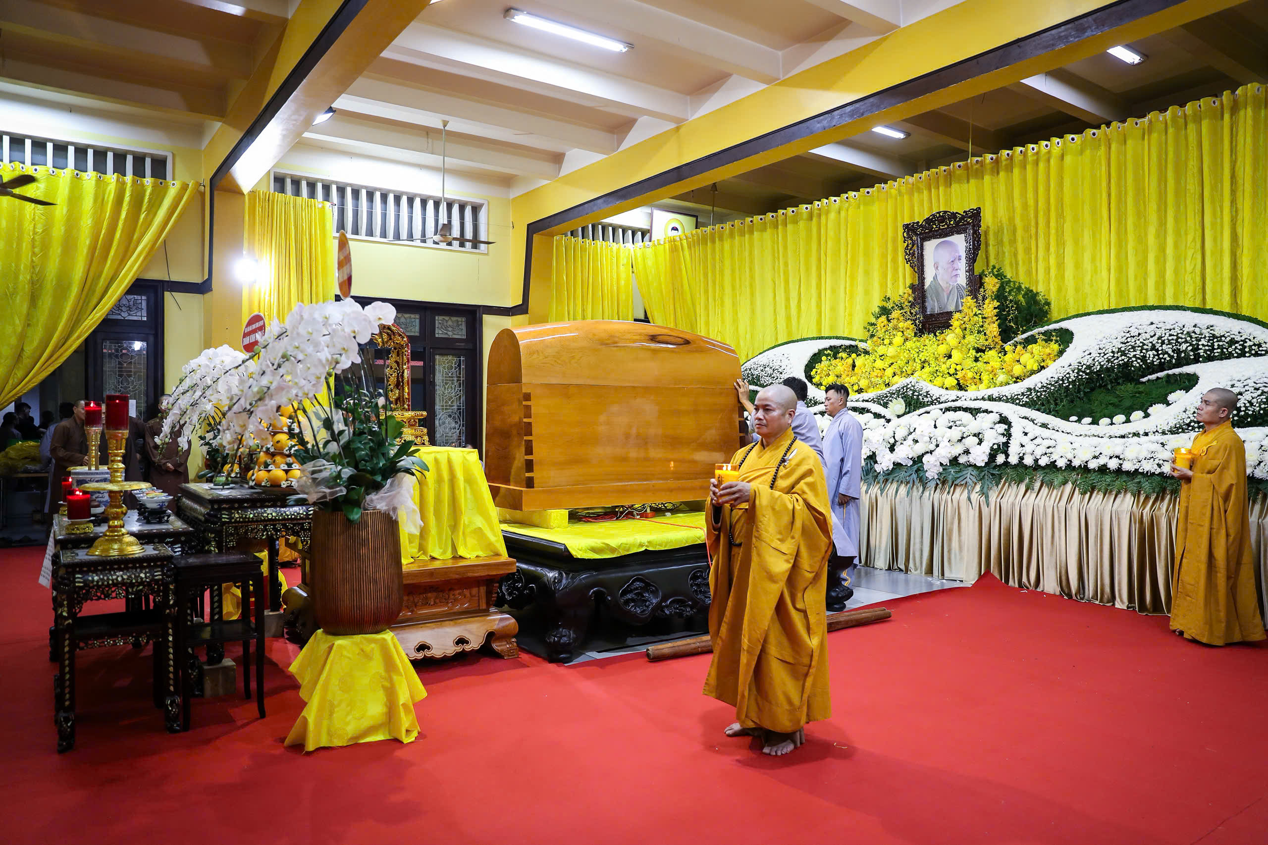 Trang nghiêm lễ nhập quan trưởng lão hòa thượng Thích Trí Tịnh tại chùa Vĩnh Nghiêm