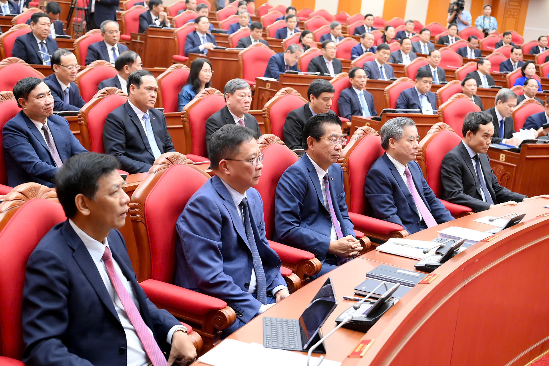 - រូបថត ៤. - Ảnh 4.