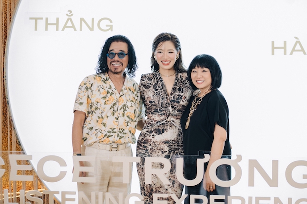 Ca sĩ Cẩm Vân: Tôi không gửi gắm, 'dọn đường' cho con - Ảnh 2. Ca sĩ Cẩm Vân: Tôi không gửi gắm, 'dọn đường' cho con - Ảnh 2.