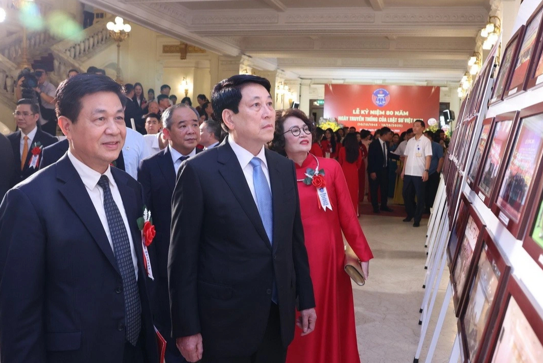 - រូបថត ១. - Ảnh 1.