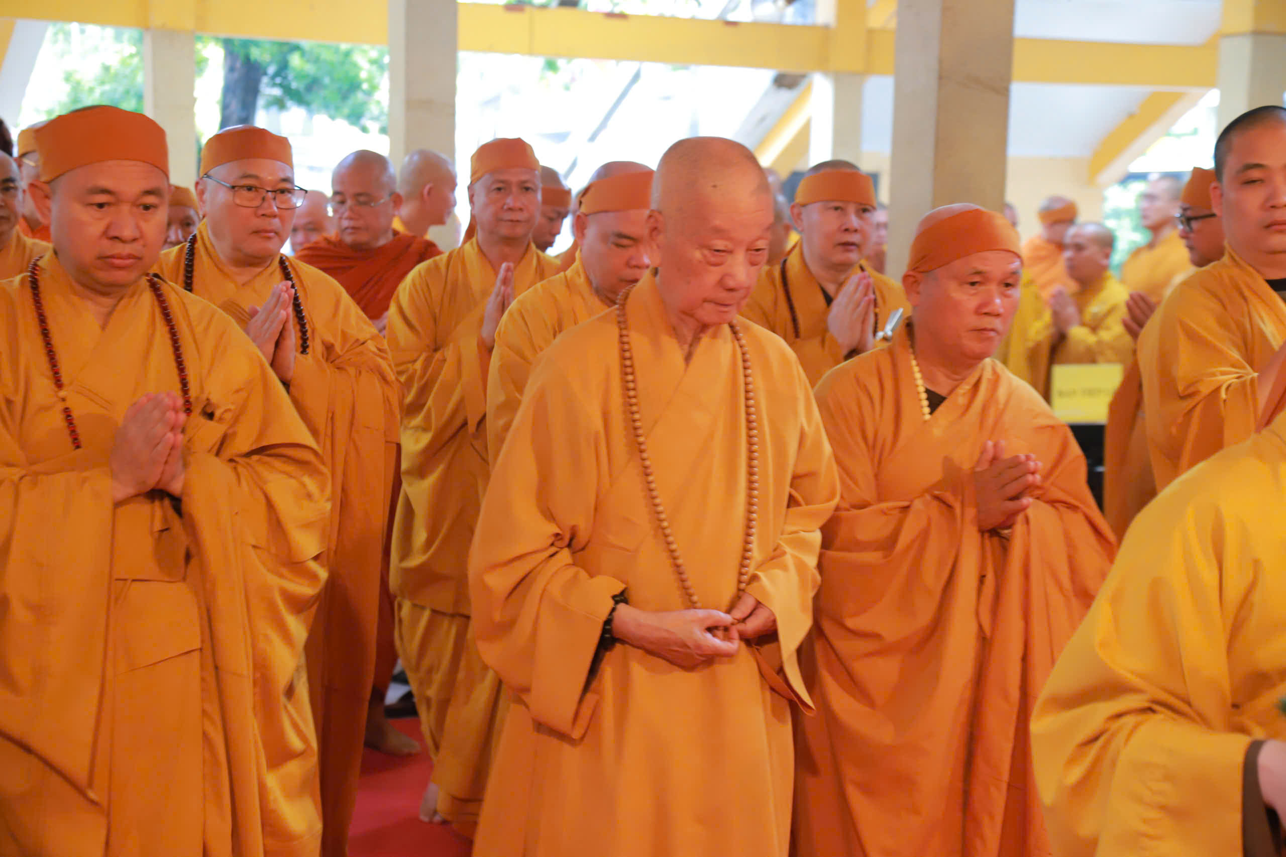 Đức Pháp chủ Giáo hội Phật giáo Việt Nam tưởng niệm trưởng lão hòa thượng Thích Trí Tịnh - Ảnh 2.