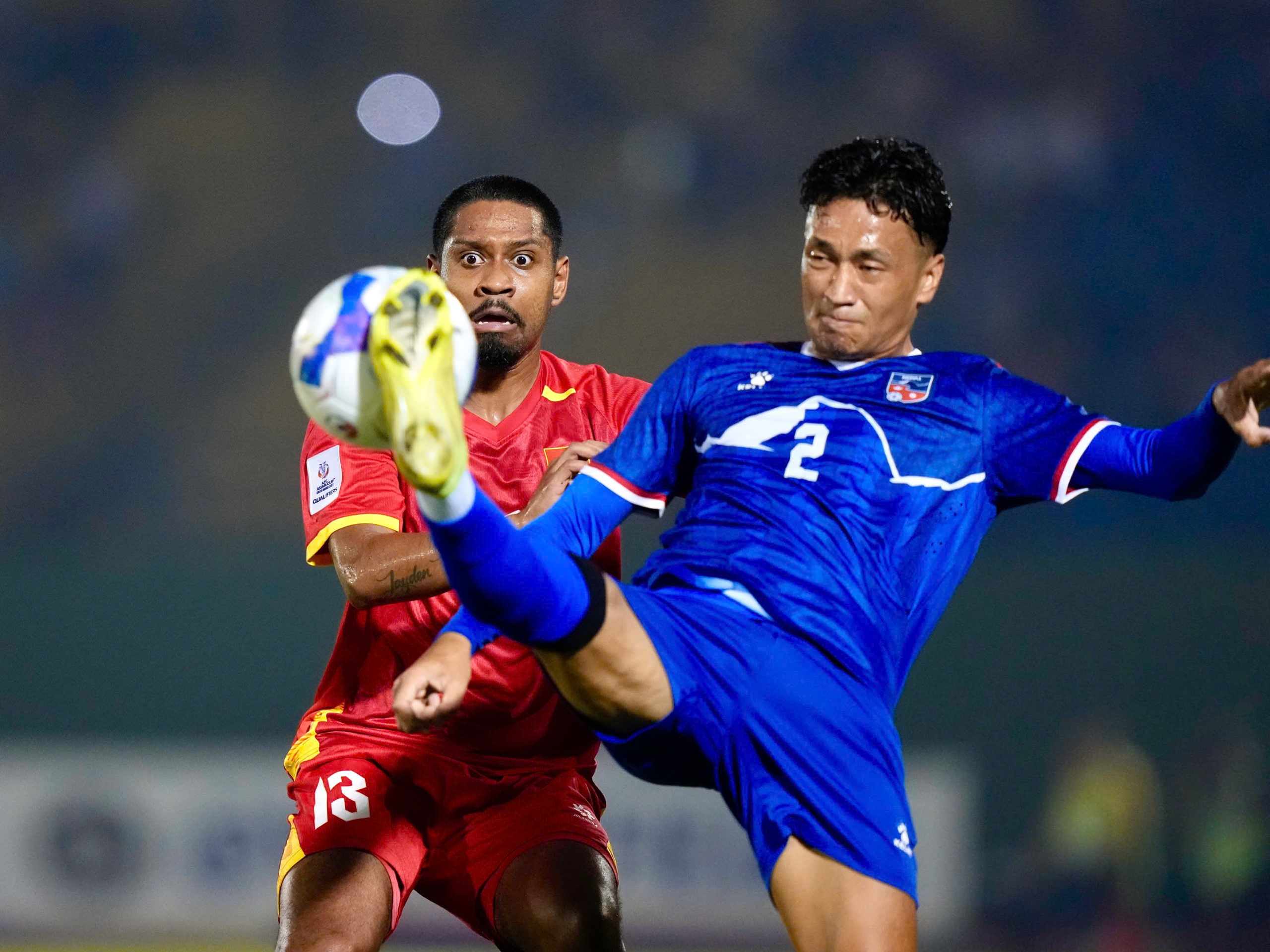 ‘Độc lạ’ trận tái đấu: Đội tuyển Việt Nam đá sân Thống Nhất, nhưng Nepal là… chủ nhà