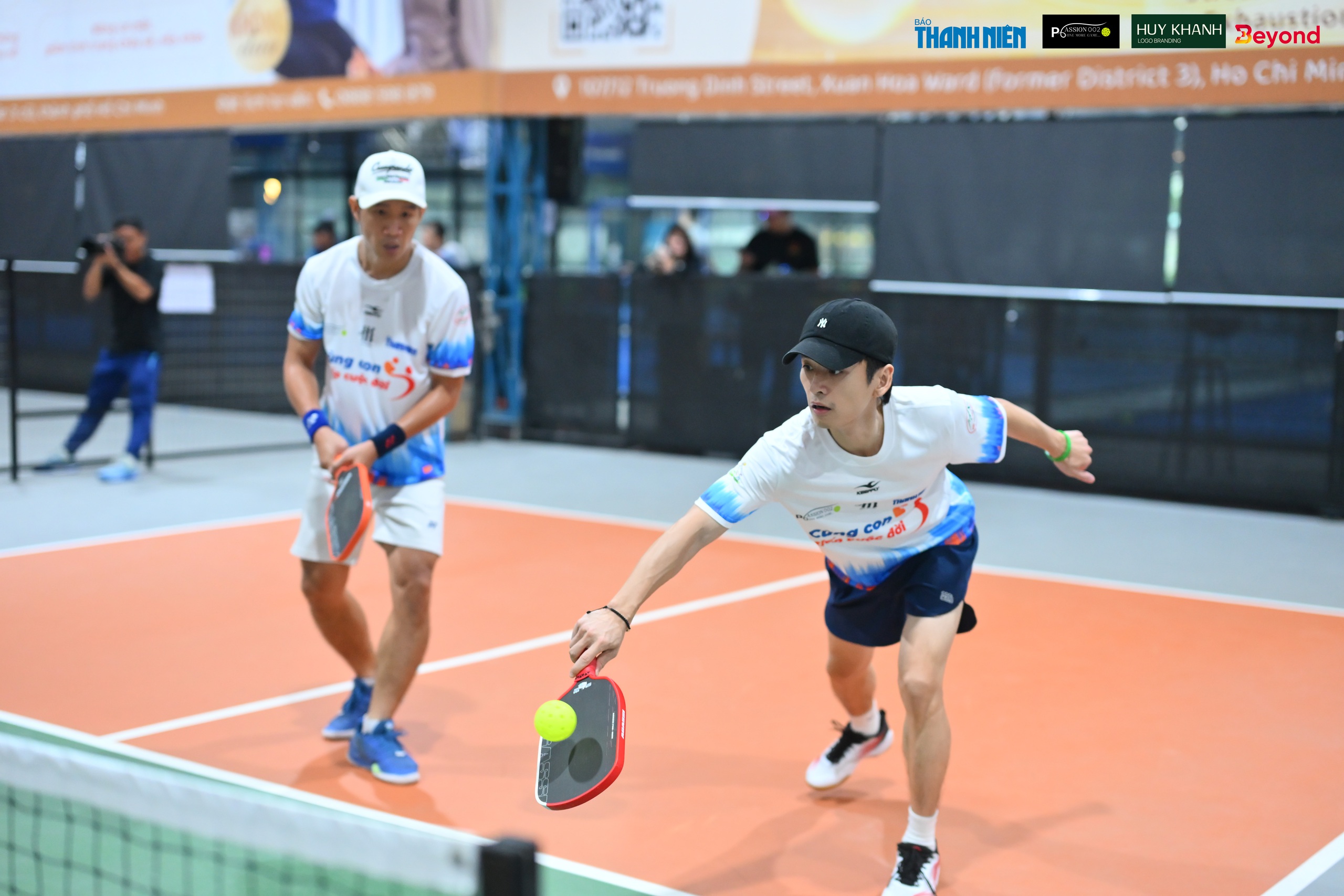 Lý Hoàng Nam bất ngờ xuất hiện tại giải pickleball 'Cùng con đi tiếp cuộc đời' - Ảnh 11.