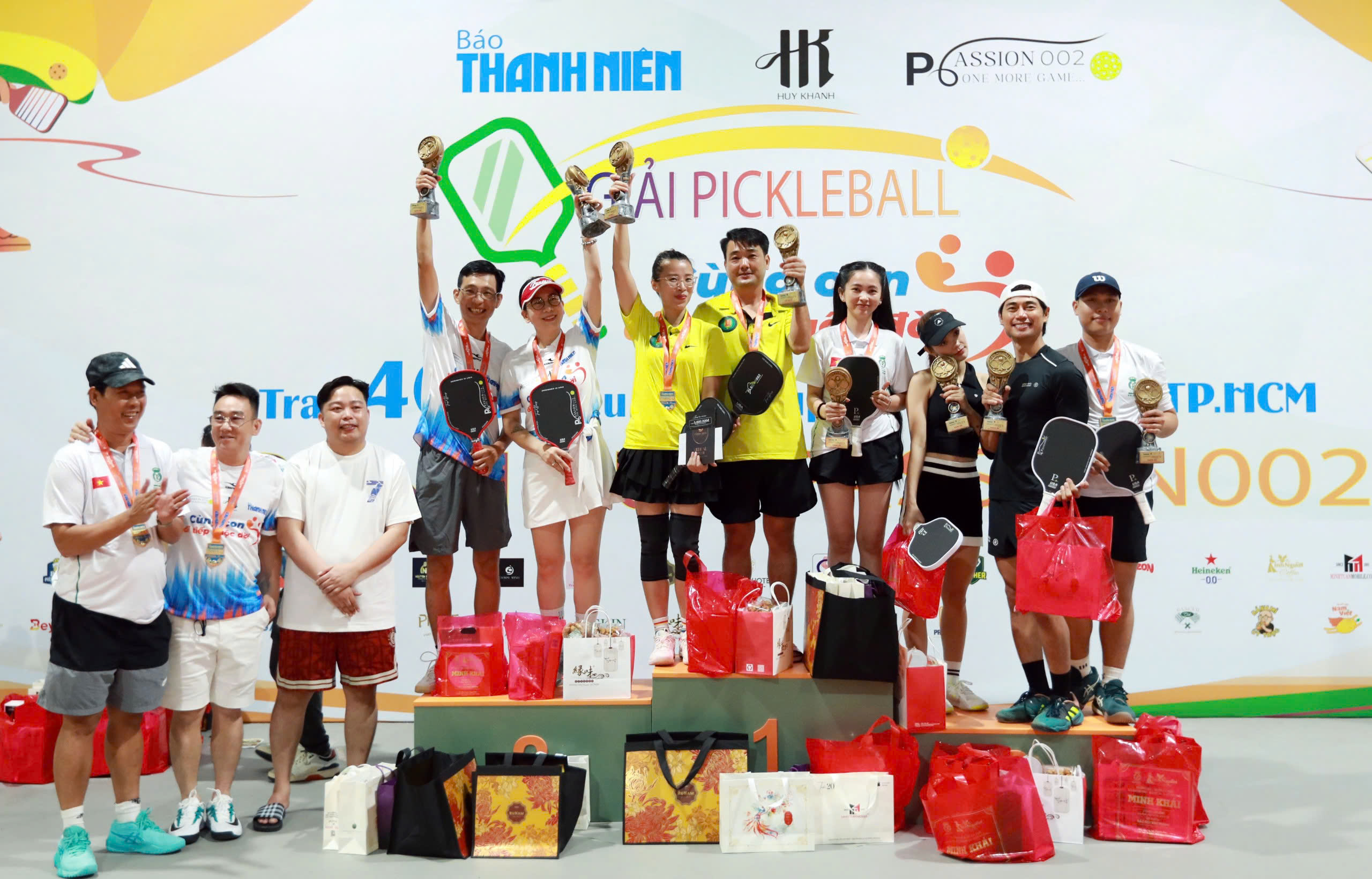 Lý Hoàng Nam bất ngờ xuất hiện tại giải pickleball 'Cùng con đi tiếp cuộc đời' - Ảnh 8.