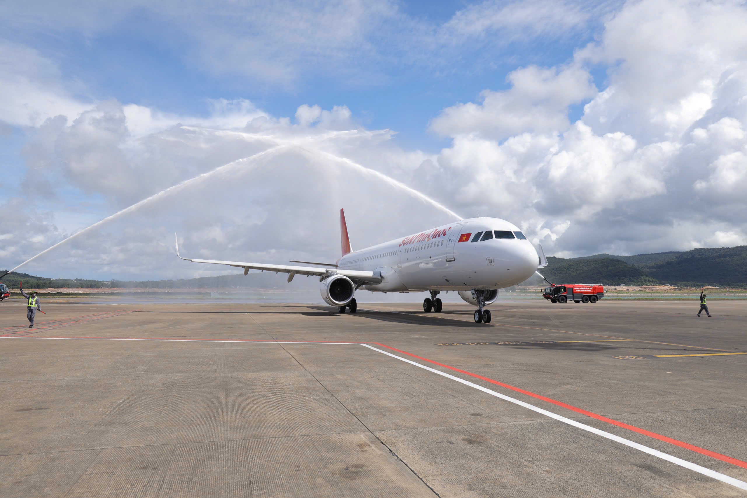 Sun PhuQuoc Airways chính thức bay tới Phú Quốc- Ảnh 1. Sun PhuQuoc Airways chính thức bay tới Phú Quốc- Ảnh 1.