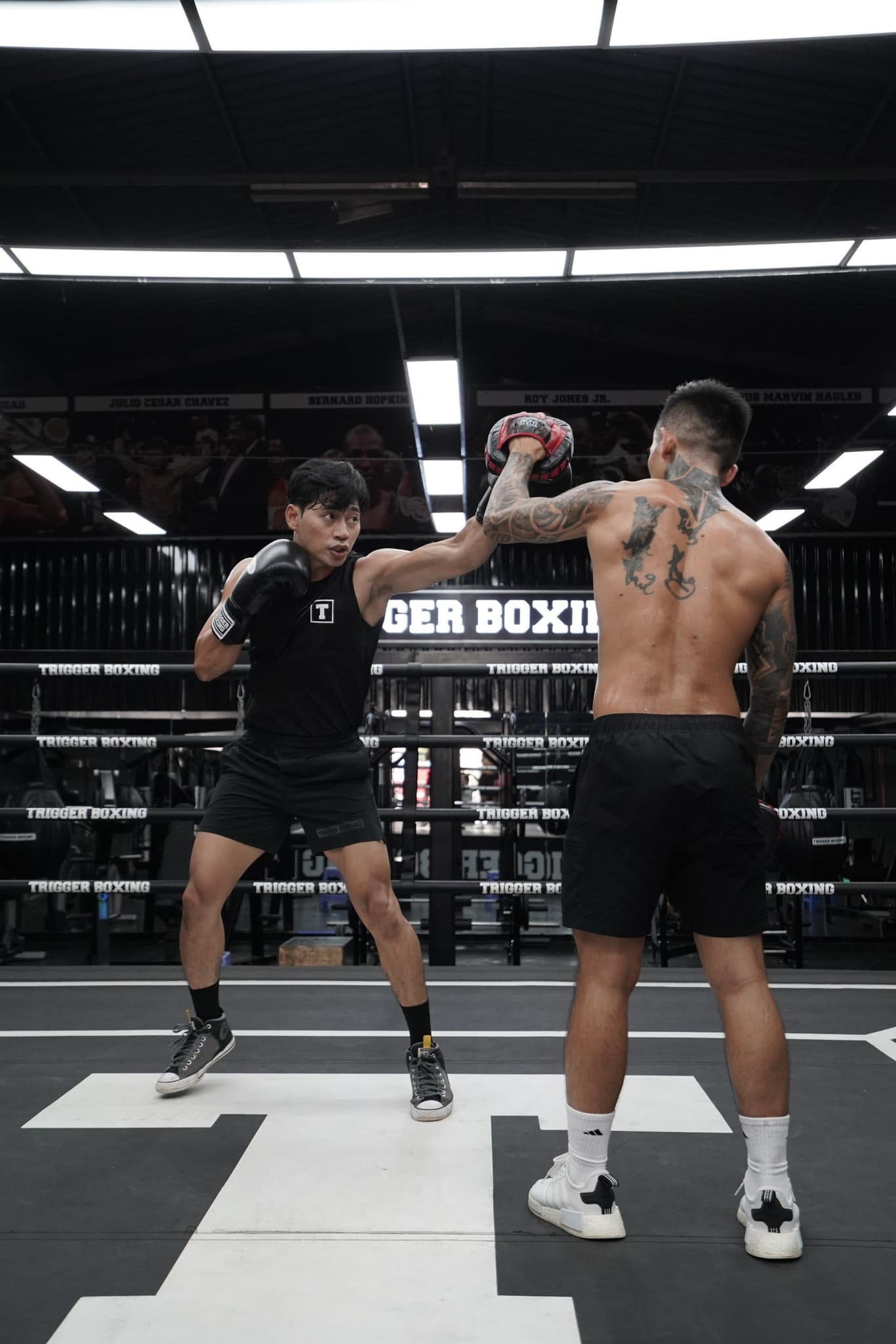 Lợi Trần 'Tử chiến trên không' 'cháy' với pickleball - Ảnh 15.