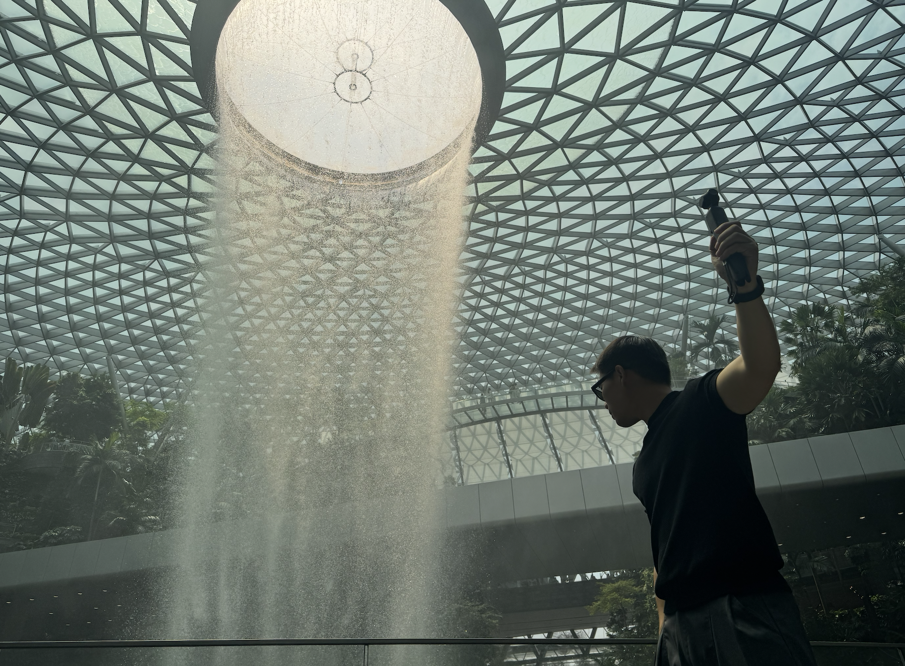 Người Việt ngày càng thích đi du lịch một mình- Ảnh 2.