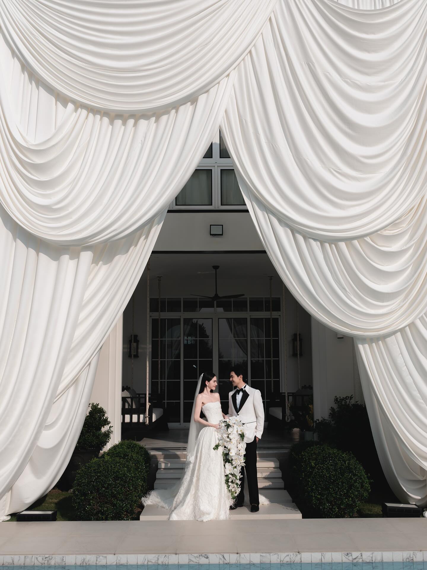 Đám cưới cổ tích của 'ma nữ' đẹp nhất Thái Lan Mai Davika - Ảnh 5.