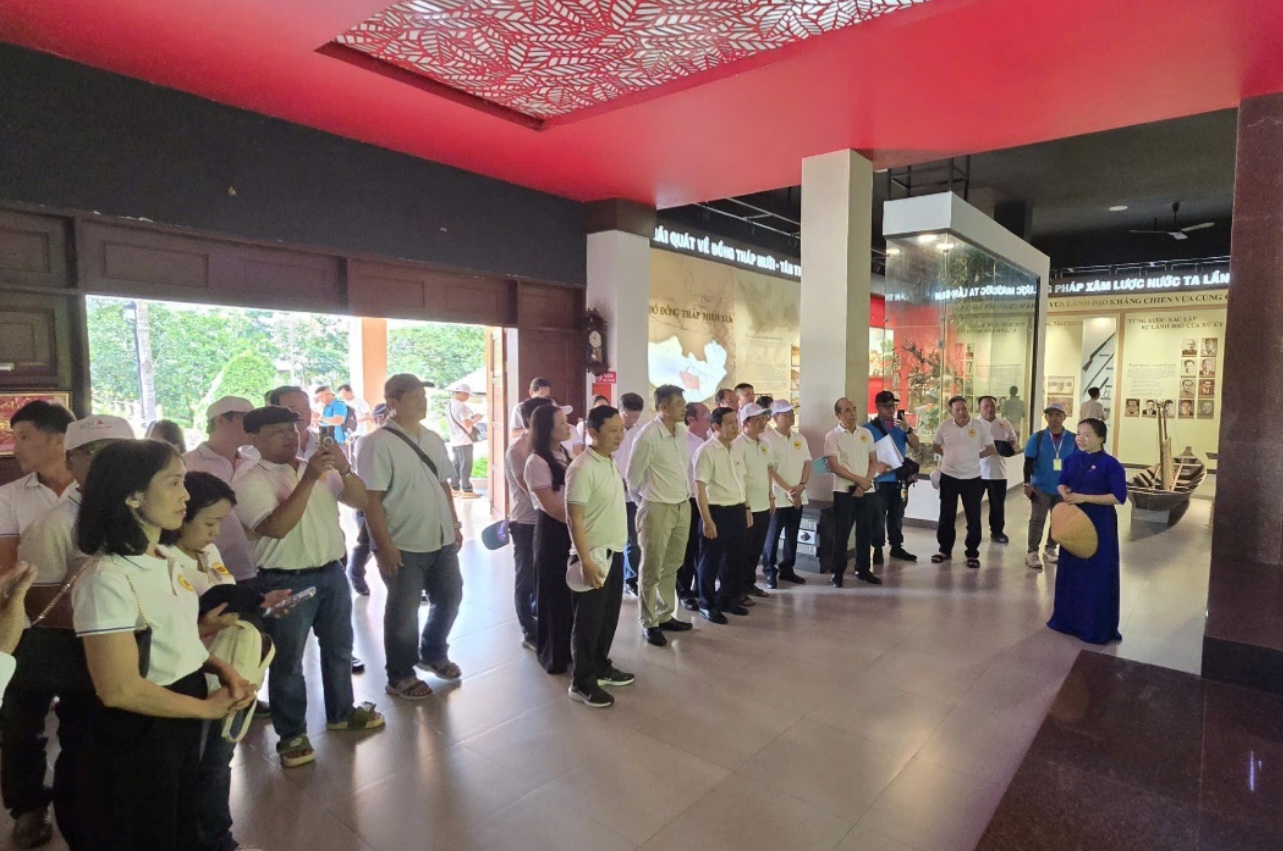 Phát huy giá trị giáo dục truyền thống cách mạng từ các khu di tích lịch sử ở Tây Ninh  - Ảnh 1.