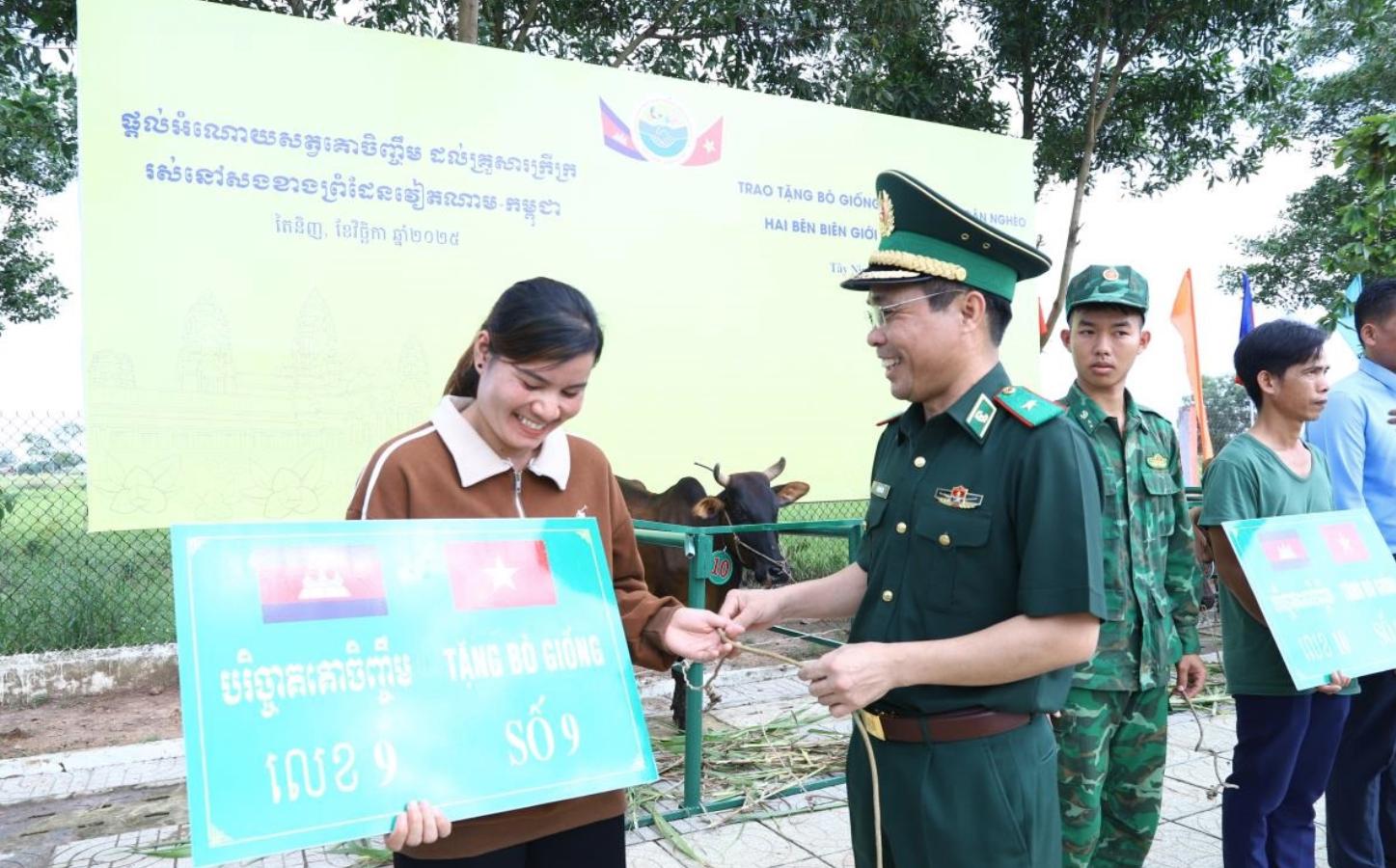 Giao lưu hữu nghị quốc phòng biên giới Việt Nam - Campuchia lần 2 có gì mới? - Ảnh 8.