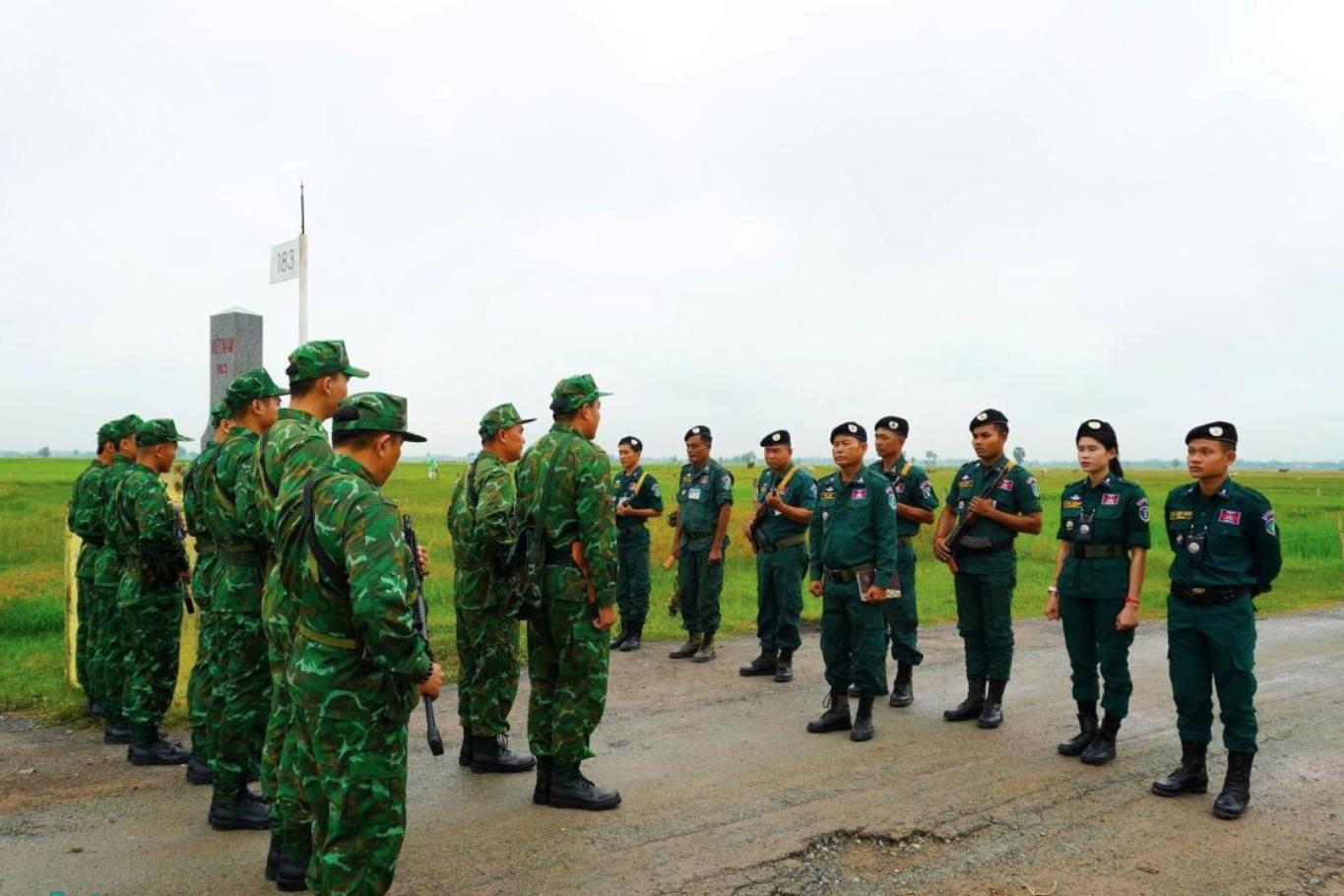 Giao lưu hữu nghị quốc phòng biên giới Việt Nam - Campuchia lần 2 có gì mới? - Ảnh 5.