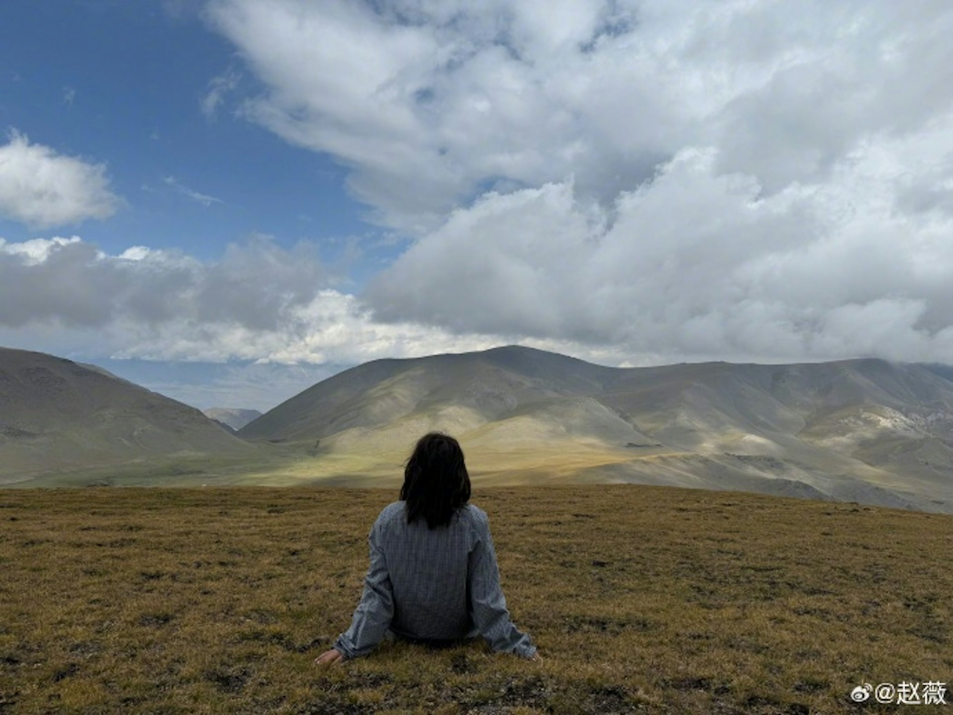 Triệu Vy 'đáp trả' tin đồn qua đời vì ung thư - Ảnh 4.