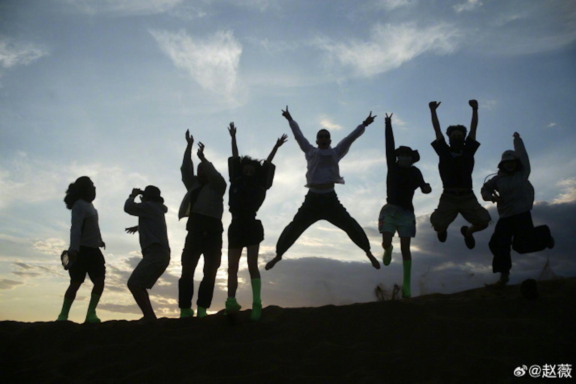 Triệu Vy 'đáp trả' tin đồn qua đời vì ung thư - Ảnh 5.