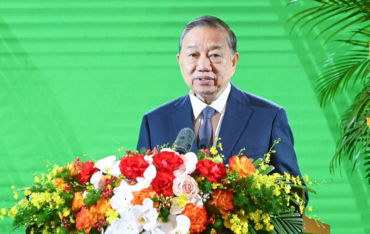 អគ្គលេខាធិការ To Lam៖ ការនាំចេញបច្ចេកវិទ្យាកសិកម្មដើម្បីរកប្រាក់បរទេស - រូបថត ១. Tổng Bí thư Tô Lâm: Xuất khẩu công nghệ nông nghiệp để thu về ngoại tệ- Ảnh 1.