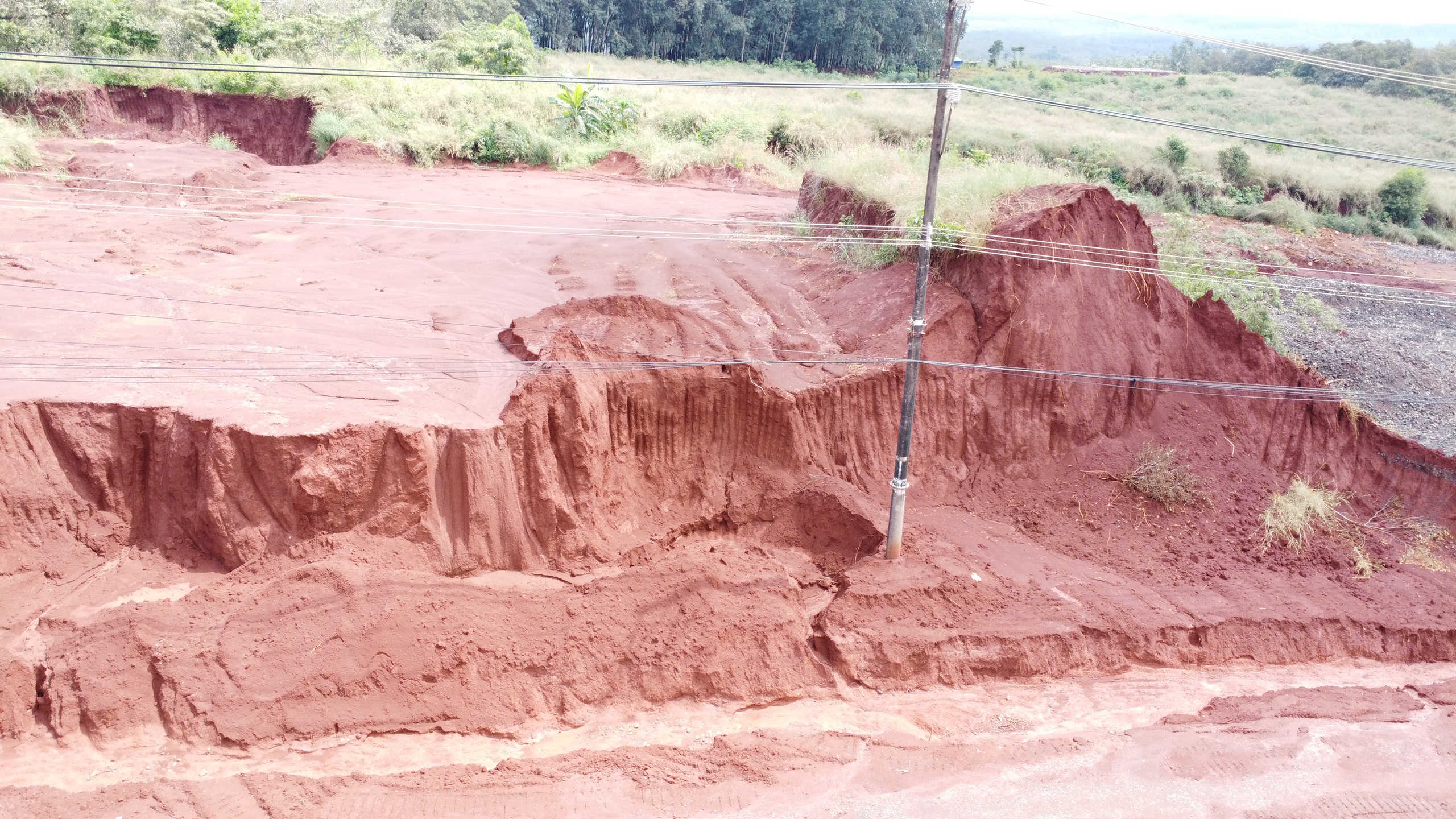 Vì sao dự án nâng cấp, mở rộng đường ĐT.753 chậm tiến độ? - Ảnh 14.