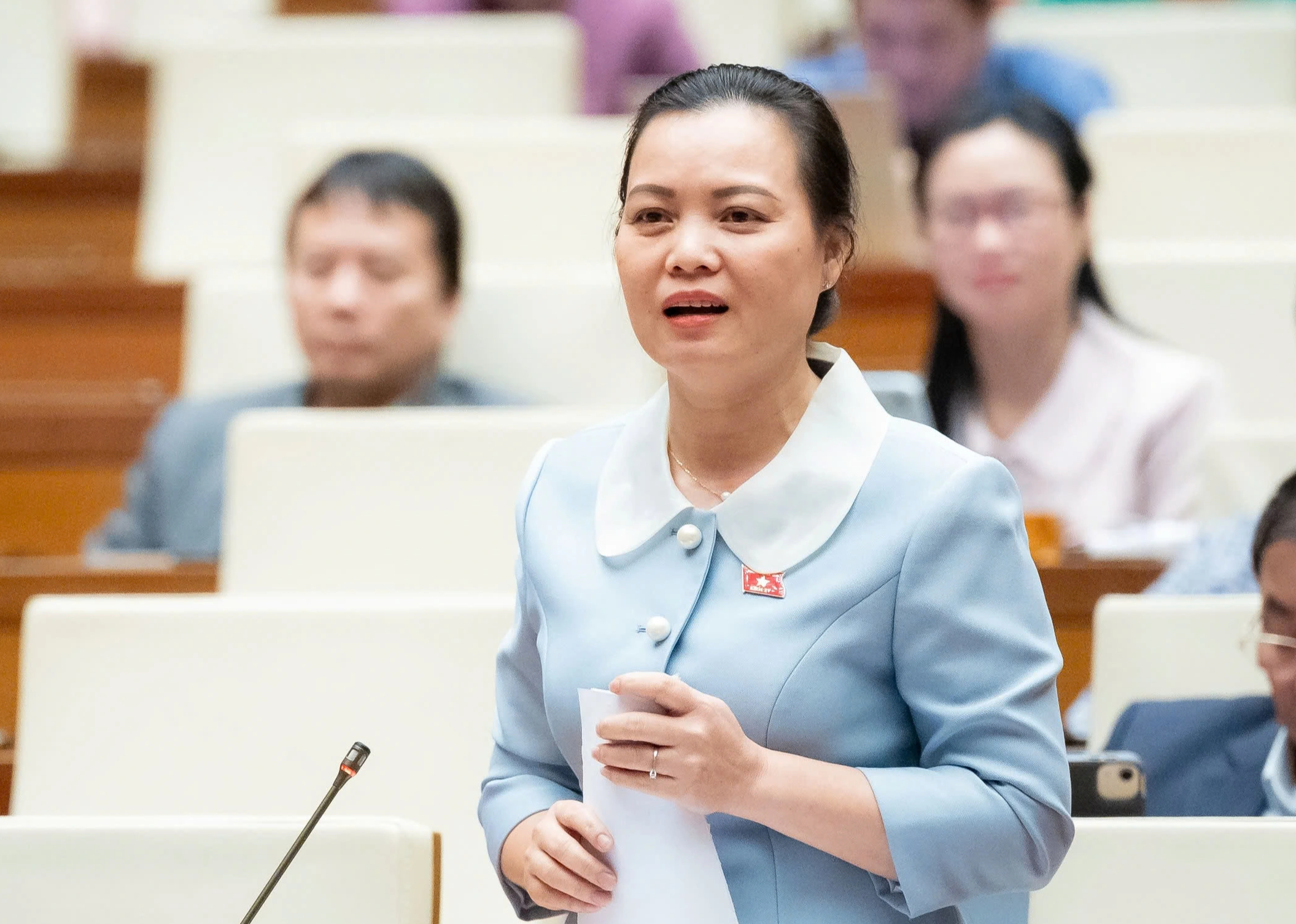 Đại biểu Quốc hội: Chậm chuyến bay, hãng phải công khai lý do, hoàn tiền trong 7 ngày- Ảnh 1.