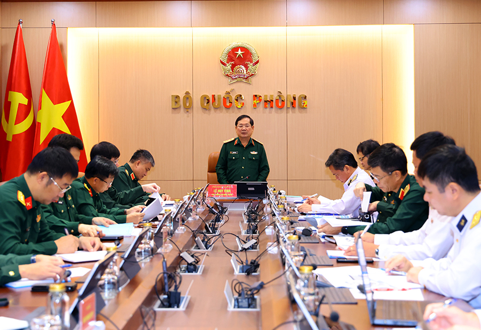 Bộ Quốc phòng thúc đẩy dự án phát triển vũ khí, trang bị kỹ thuật Hải quân - Ảnh 2.