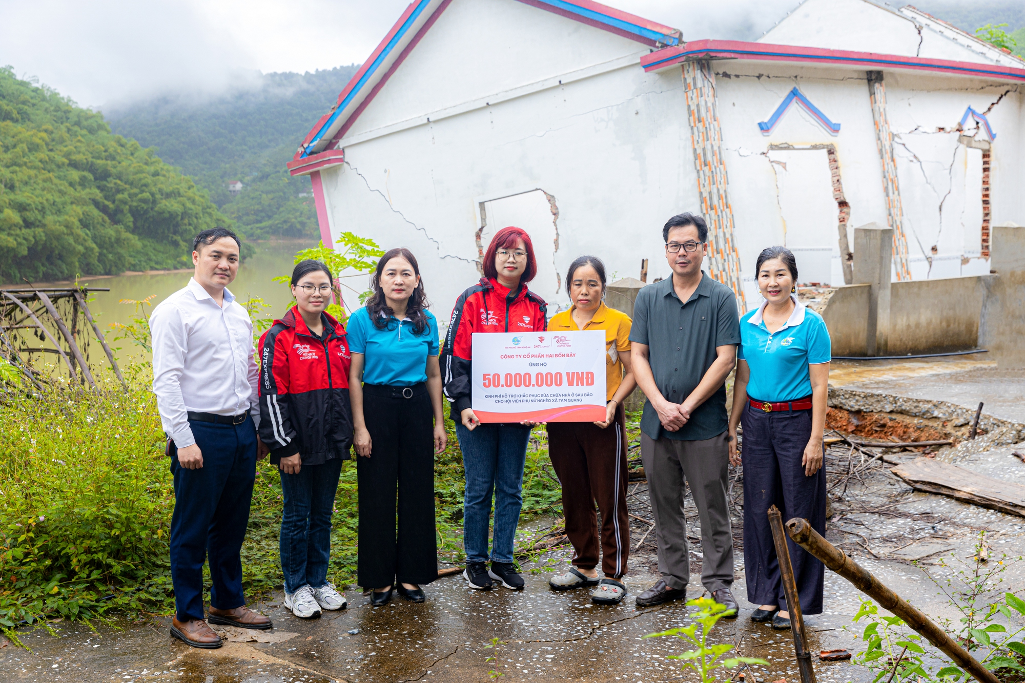 Xót xa gia đình nghèo vay tiền xây nhà, bão ập đến cuốn đi tất cả- Ảnh 3.