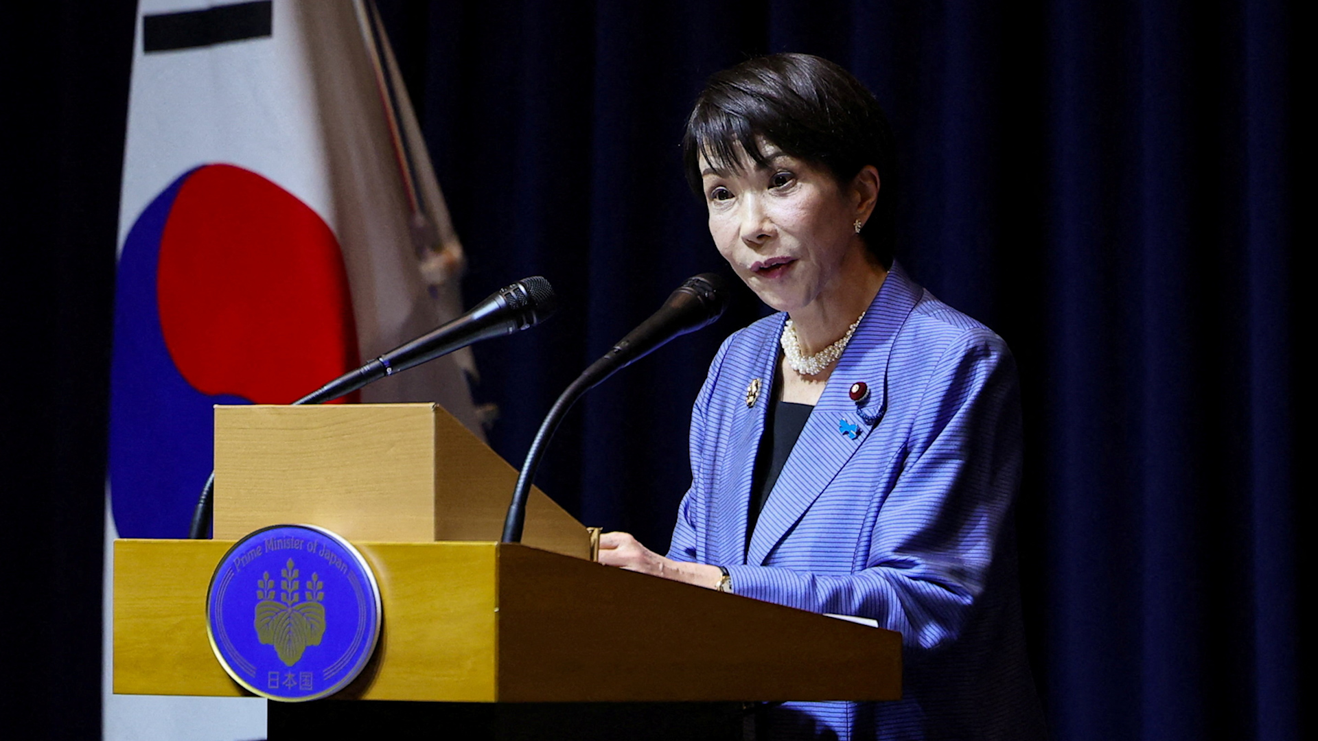 Ph&aacute;t biểu mới của thủ tướng Nhật Bản về Đ&agrave;i Loan g&acirc;y x&ocirc;n xao - Ảnh 1.