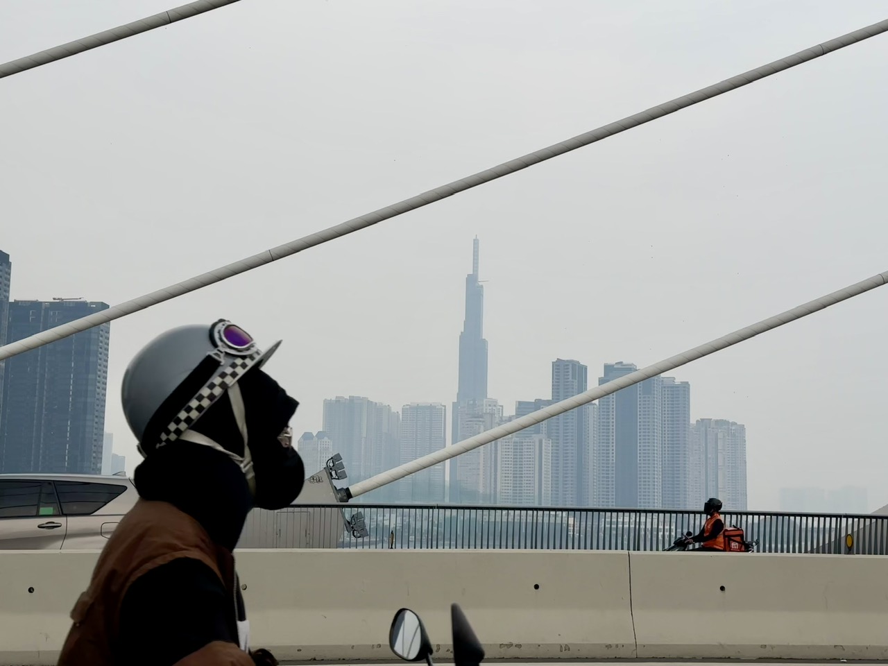 Không khí lạnh tăng cường ở Nam bộ, ô nhiễm tại TP.HCM gia tăng
- Ảnh 1. Không khí lạnh tăng cường ở Nam bộ, ô nhiễm tại TP.HCM gia tăng
- Ảnh 1.