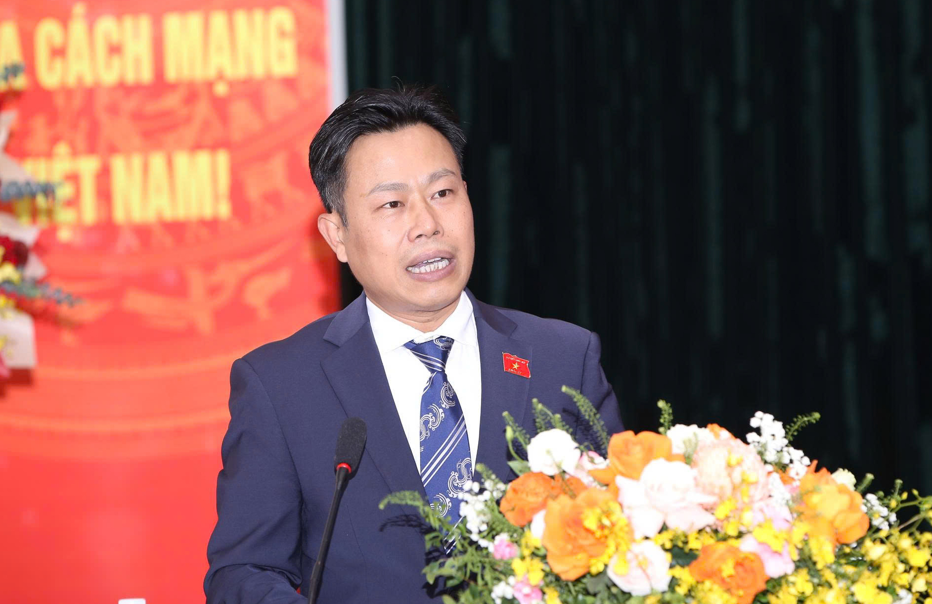 - Ảnh 4. - Ảnh 4.