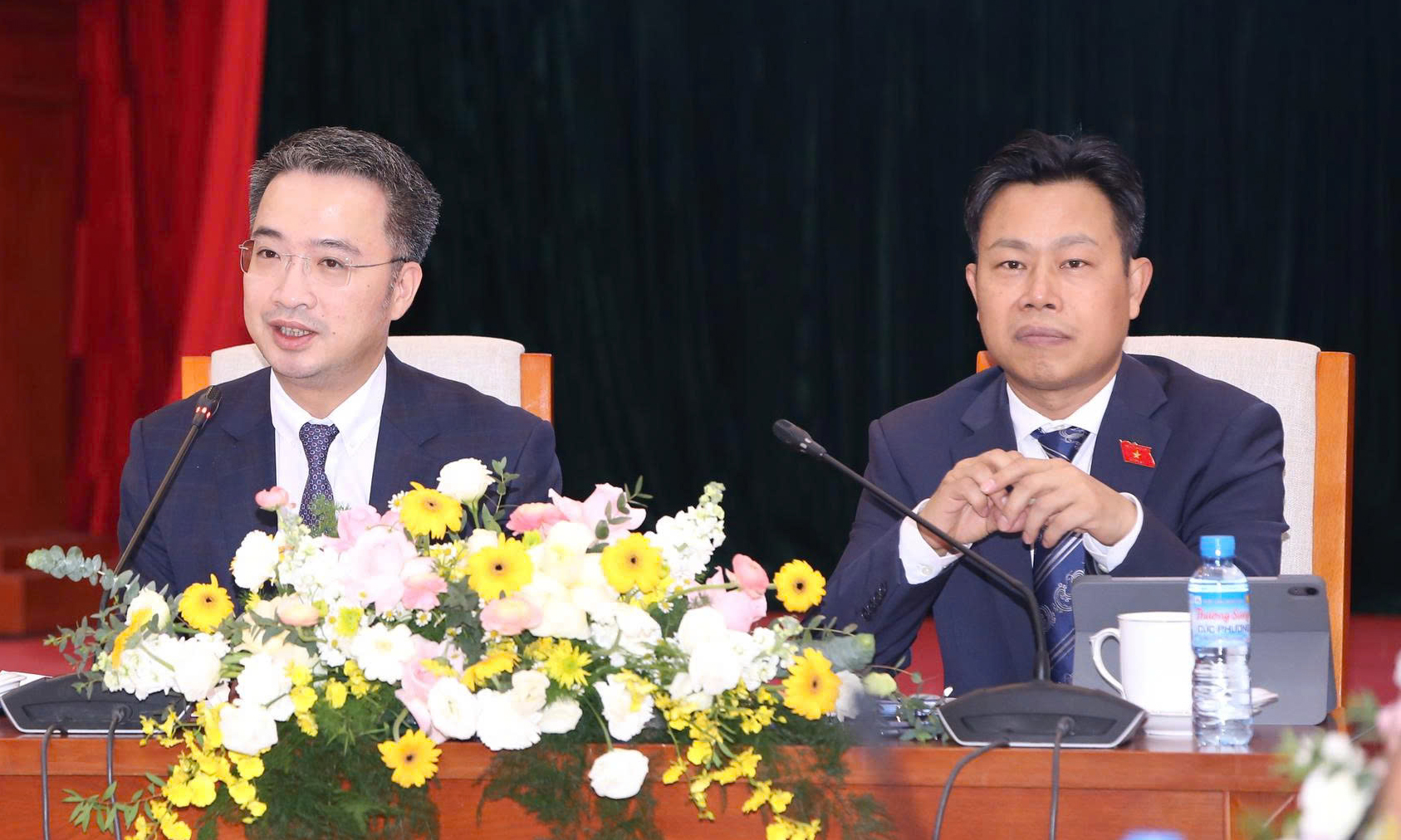 - Ảnh 1. - Ảnh 1.