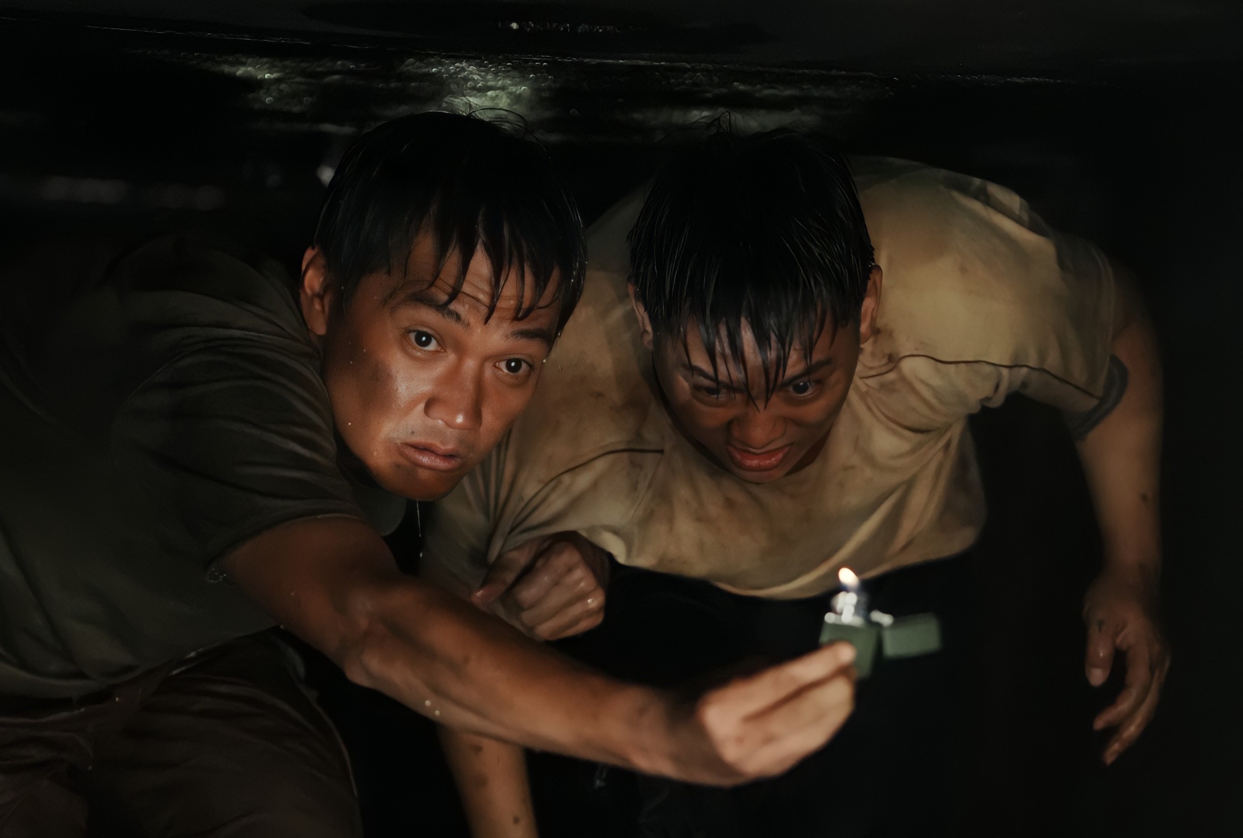 Hoài Lâm tái xuất điện ảnh, ngâm mình trong nước cống quay phim - Ảnh 1.