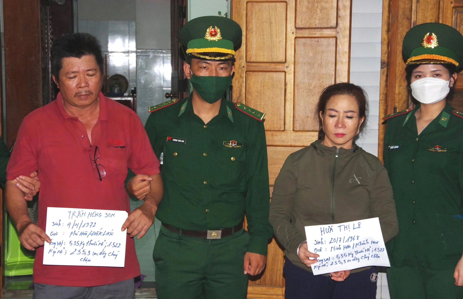 Khởi tố hai đối tượng vận chuyển hơn nửa tấn vật liệu nổ tại Khánh Hòa - Ảnh 1.