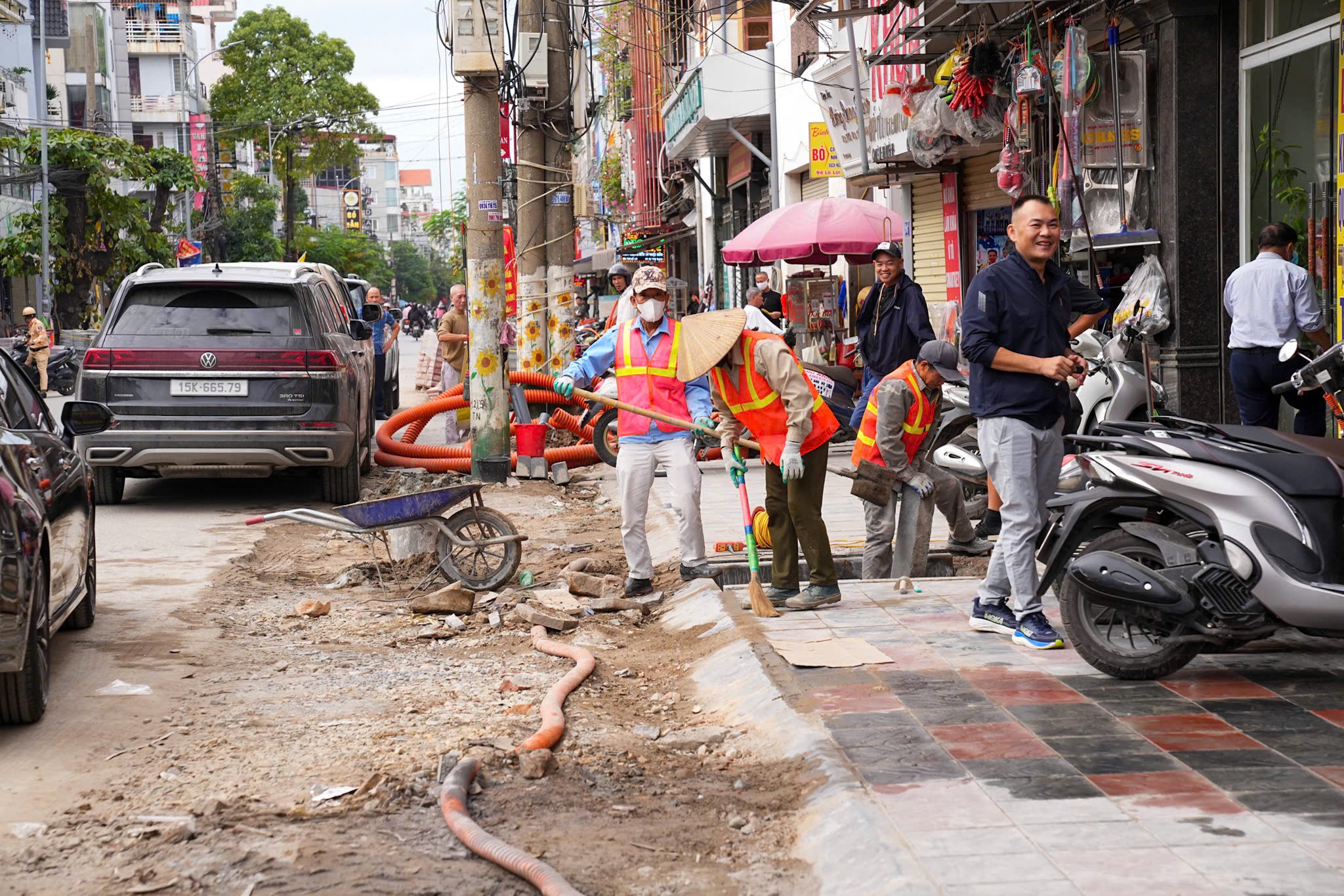Hải Phòng đẩy nhanh dự án chống ngập và chỉnh trang đô thị gần 10.000 tỉ đồng - Ảnh 2. Hải Phòng đẩy nhanh dự án chống ngập và chỉnh trang đô thị gần 10.000 tỉ đồng - Ảnh 2.