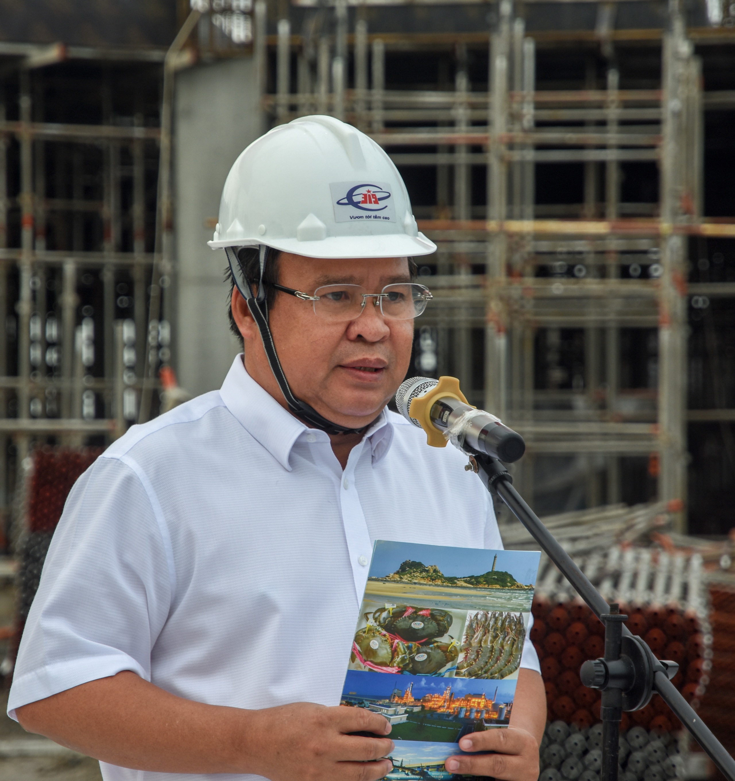 Cà Mau: Phát động 45 ngày đêm tăng tốc thi công bệnh viện 1.200 giường trọng điểm   - Ảnh 2.