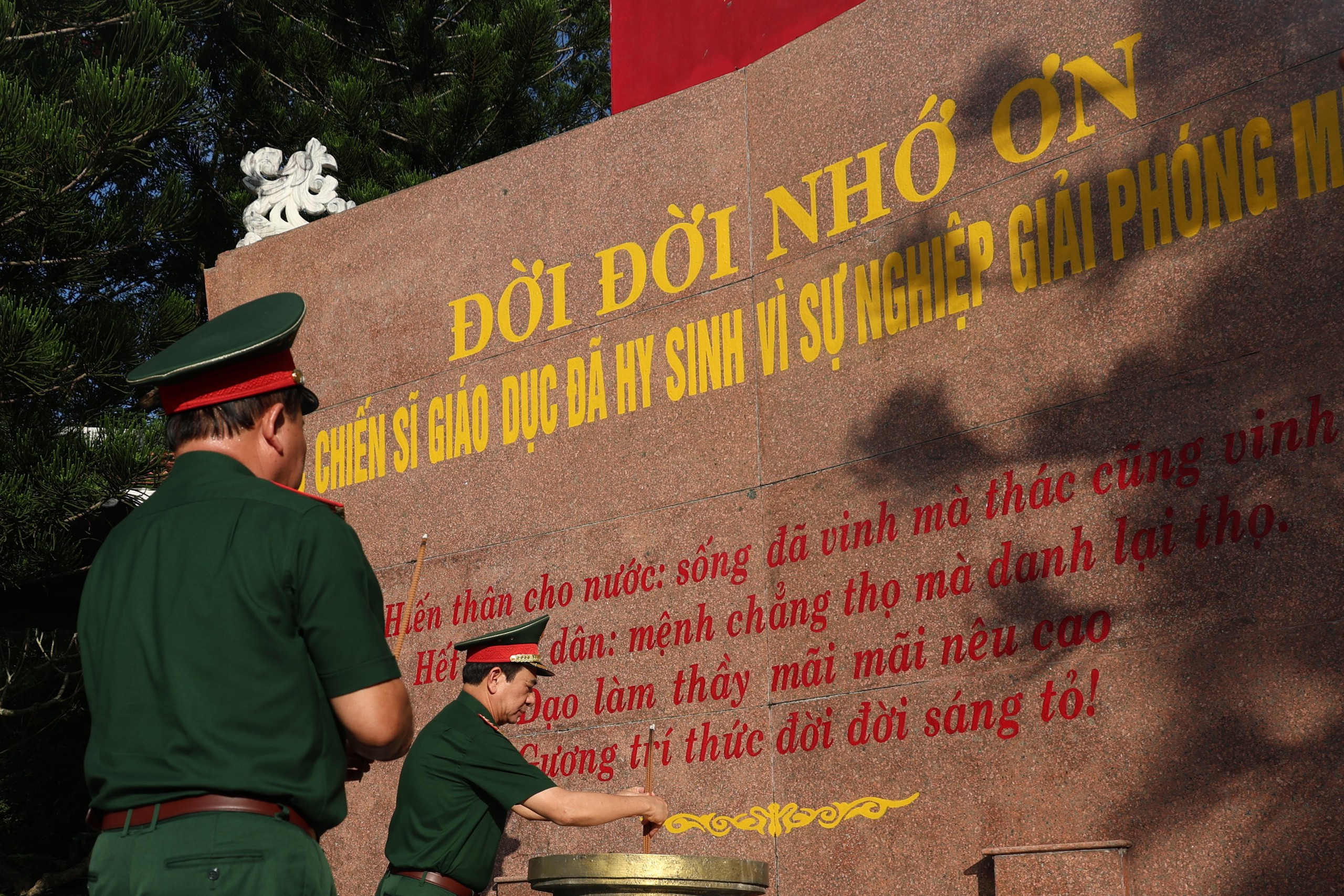 Đại tướng Phan Văn Giang đồng chủ trì giao lưu biên giới Việt Nam - Campuchia - Ảnh 3.