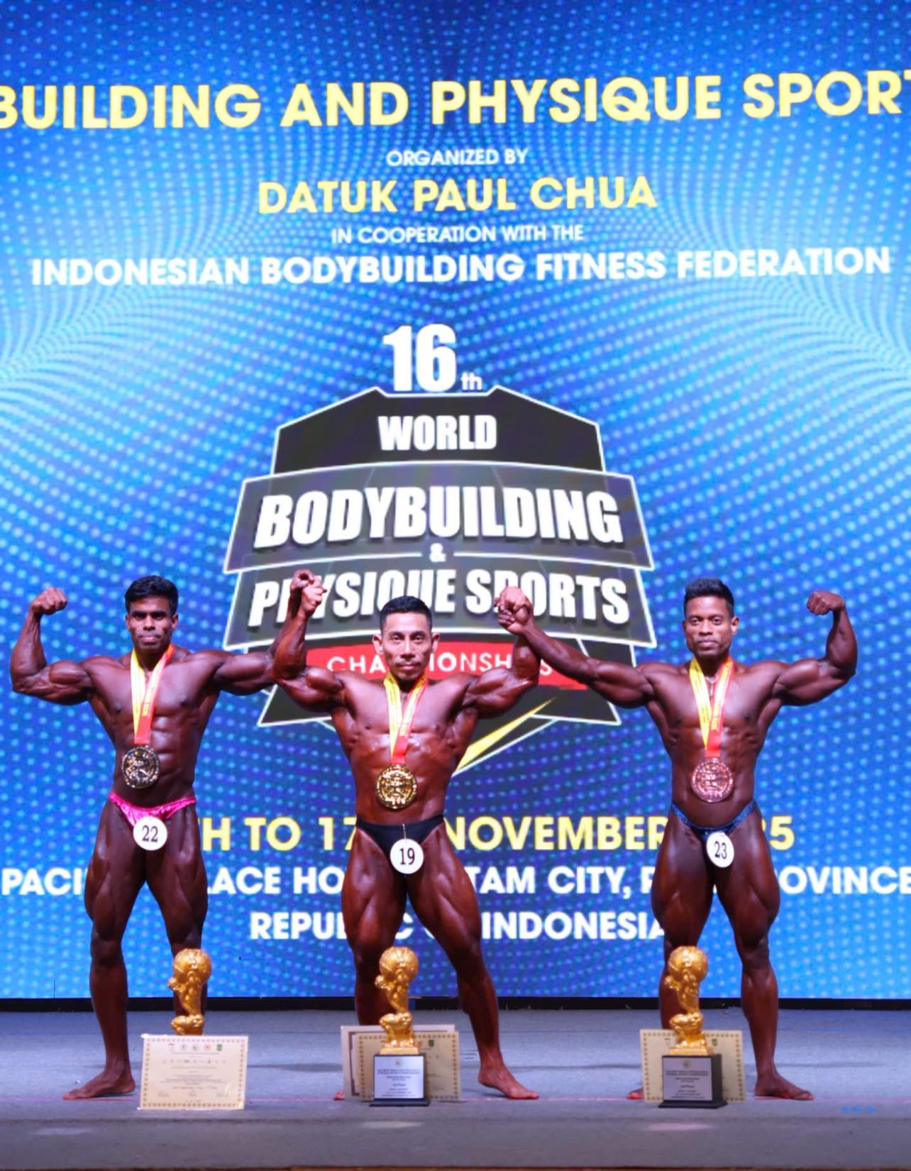 Nóng: 'Kiến càng' Phạm Văn Mách vô địch thể hình thế giới ở tuổi 49- Ảnh 1. Nóng: 'Kiến càng' Phạm Văn Mách vô địch thể hình thế giới ở tuổi 49- Ảnh 1.