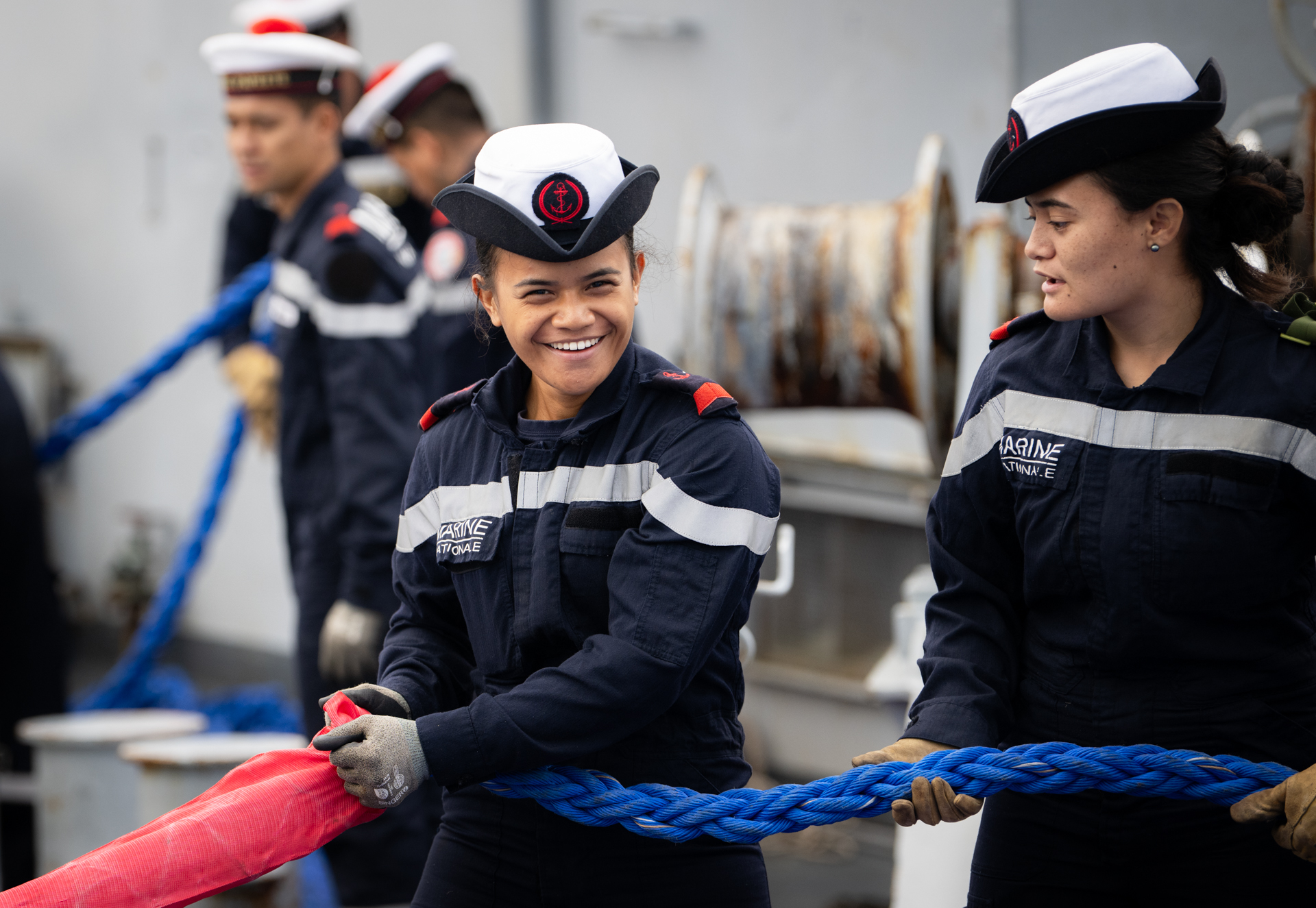 - Ảnh 6. - Ảnh 6.