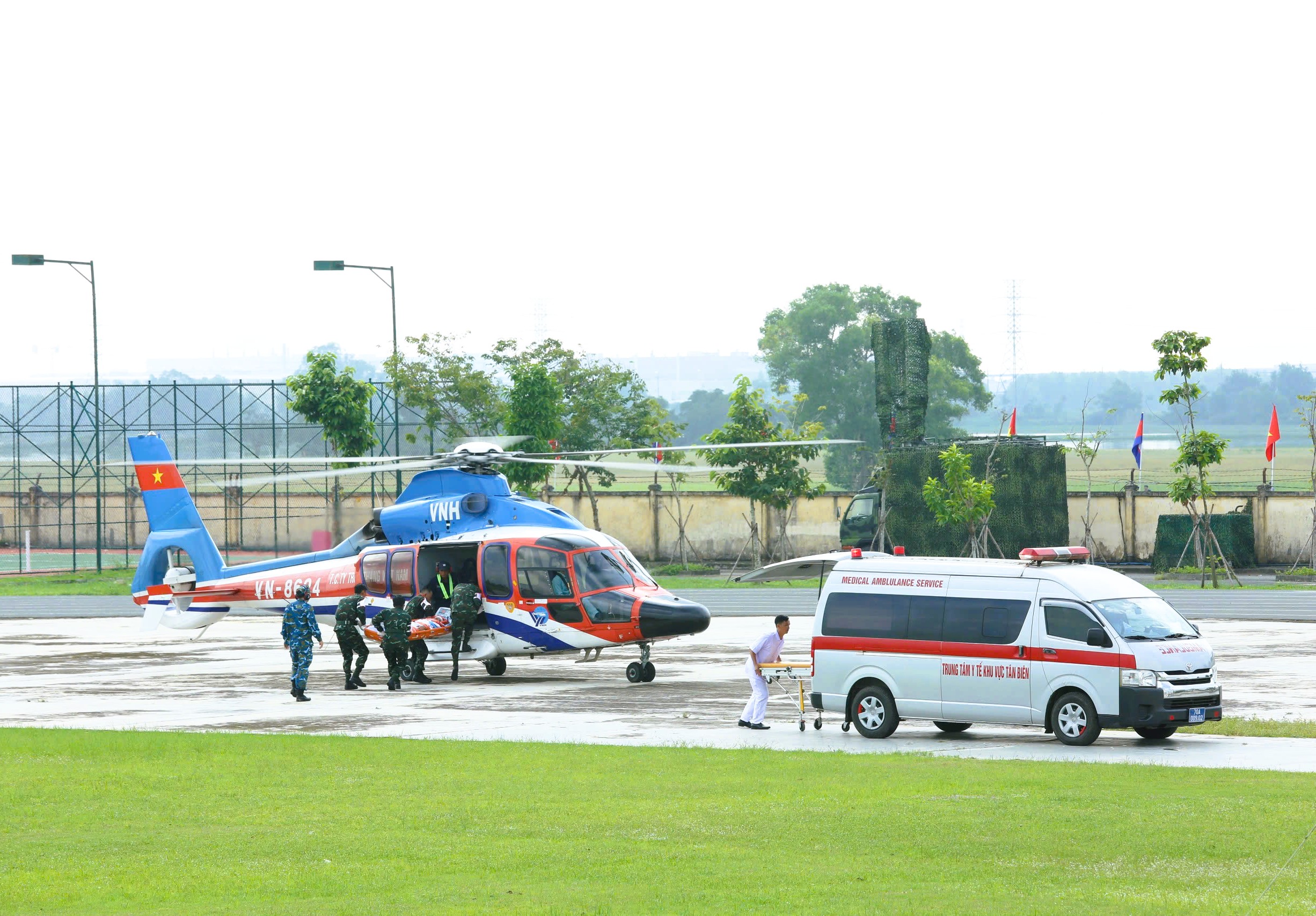 Đại tướng Phan Văn Giang đồng chủ trì giao lưu biên giới Việt Nam - Campuchia - Ảnh 18.