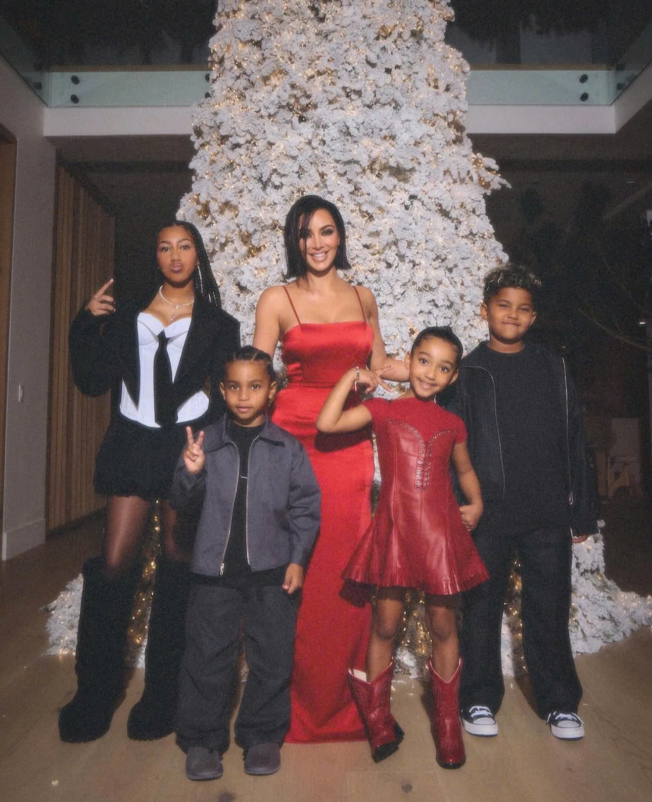 Kim Kardashian không còn hứng thú với chuyện hẹn hò - Ảnh 3.