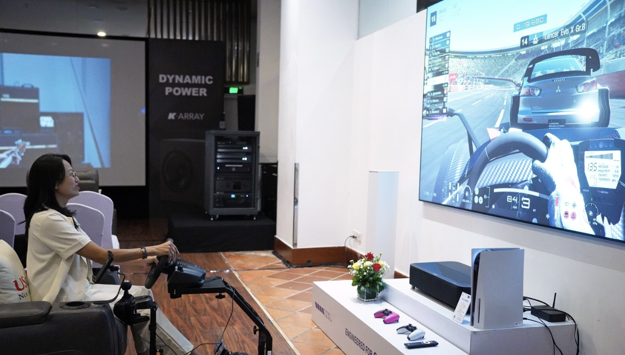 Mang rạp chiếu phim tại gia về ngôi nhà bạn với công nghệ tiên tiến từ Epson - Ảnh 2.