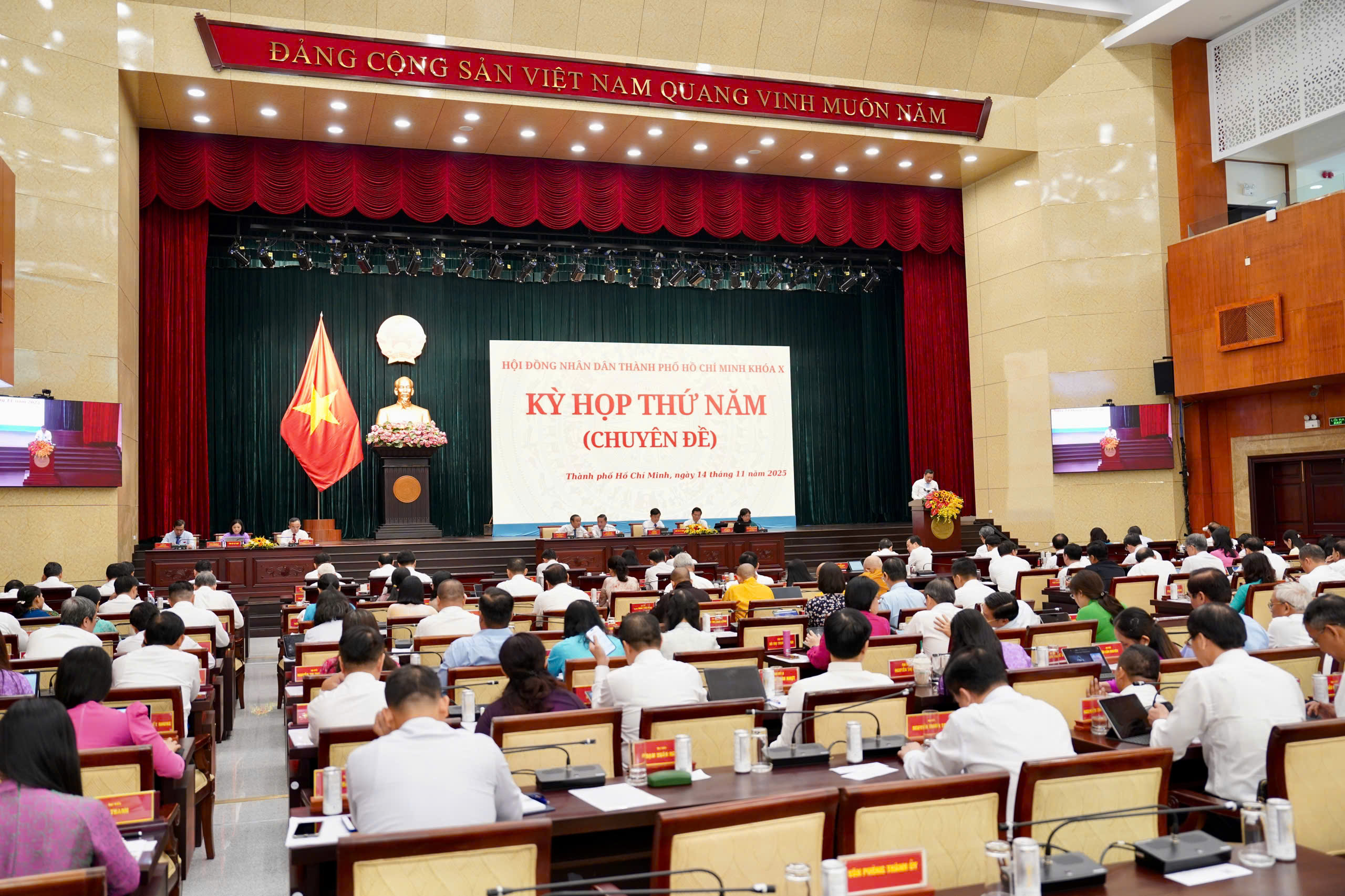 TP.HCM sớm dứt điểm dự án chống ngập gần 10.000 tỉ đồng- Ảnh 2. TP.HCM sớm dứt điểm dự án chống ngập gần 10.000 tỉ đồng- Ảnh 2.