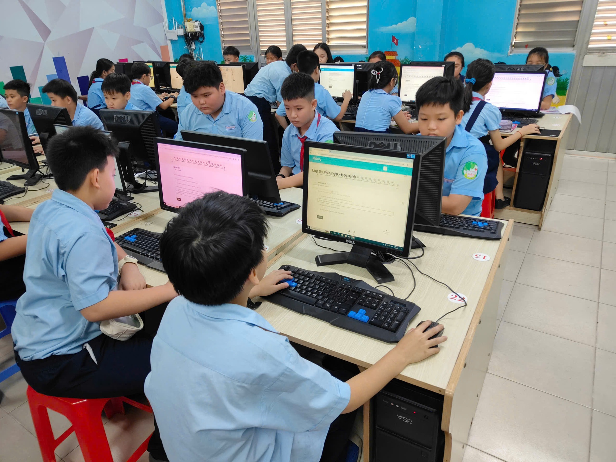 - Ảnh 2. - Ảnh 2.