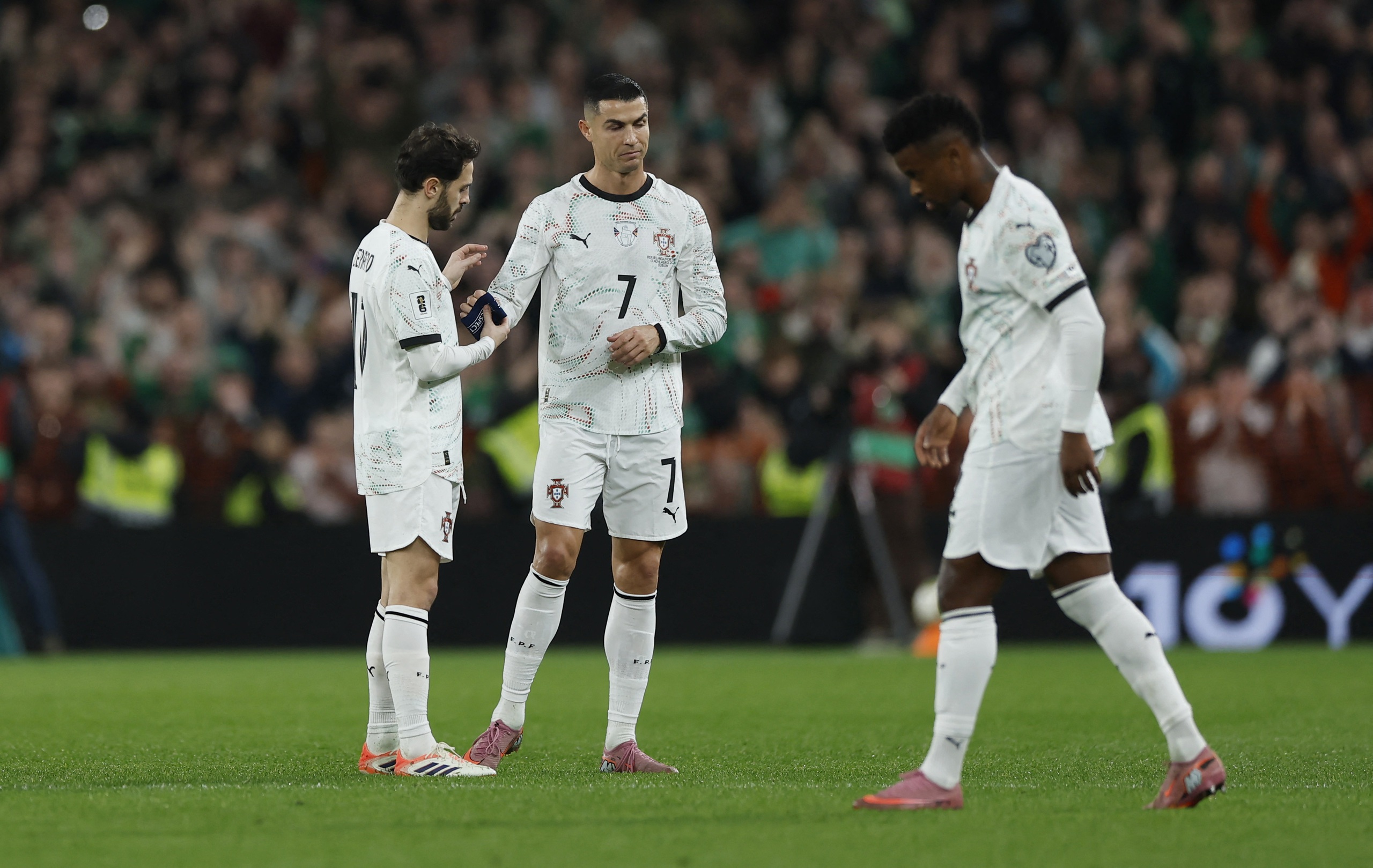 Đã có bao nhiêu đội dự World Cup 2026: Ronaldo và Bồ Đào Nha sẽ ra sao?- Ảnh 1. Đã có bao nhiêu đội dự World Cup 2026: Ronaldo và Bồ Đào Nha sẽ ra sao?- Ảnh 1.